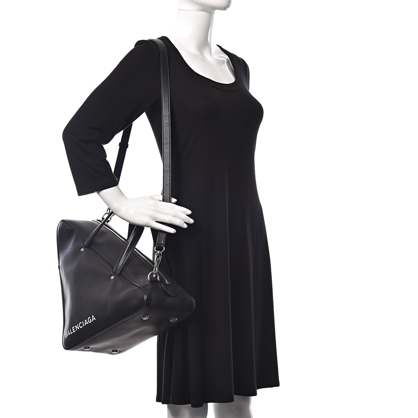 Calfskin M Triangle Duffle Black