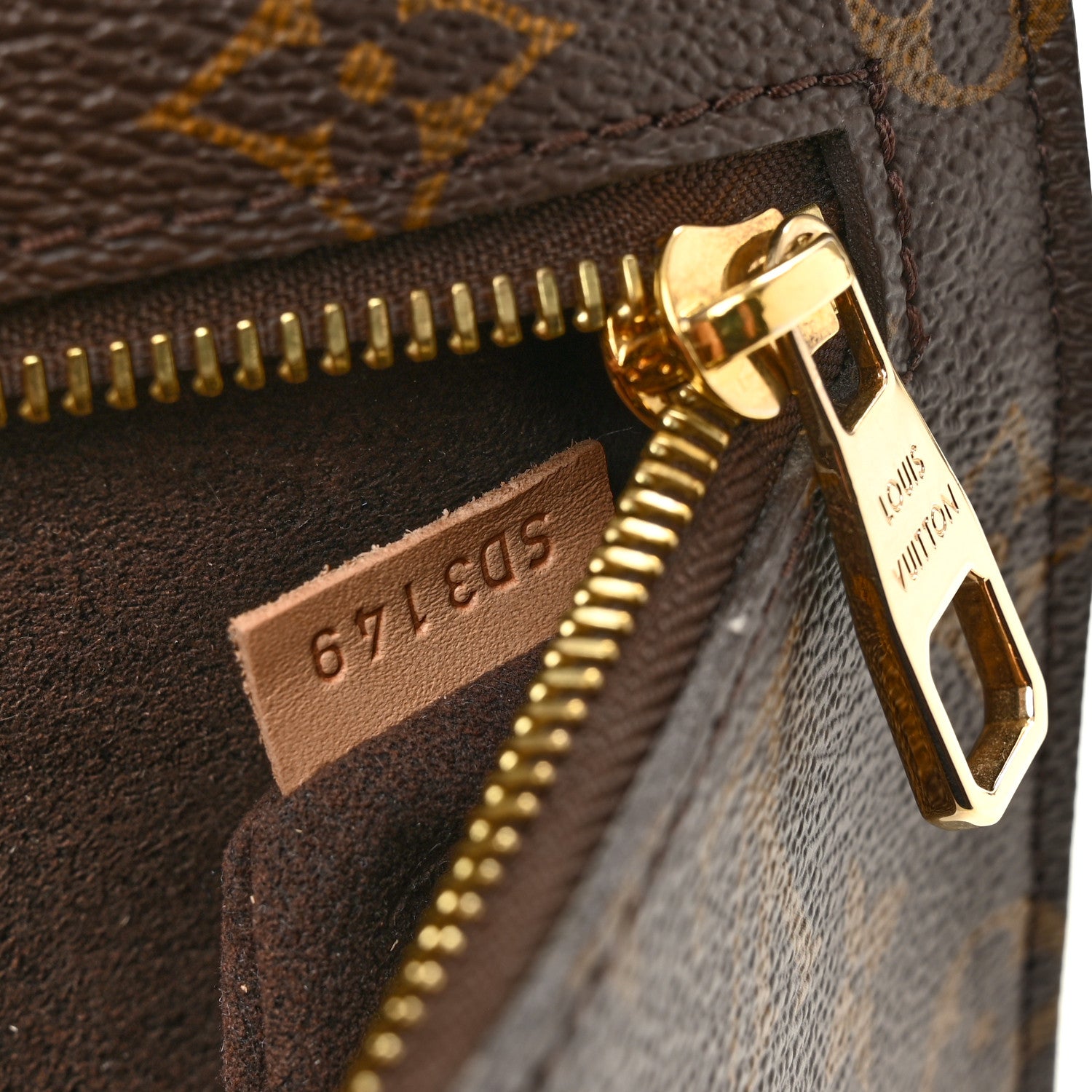 Louis Vuitton Monogram Pochette Metis 7 of 13