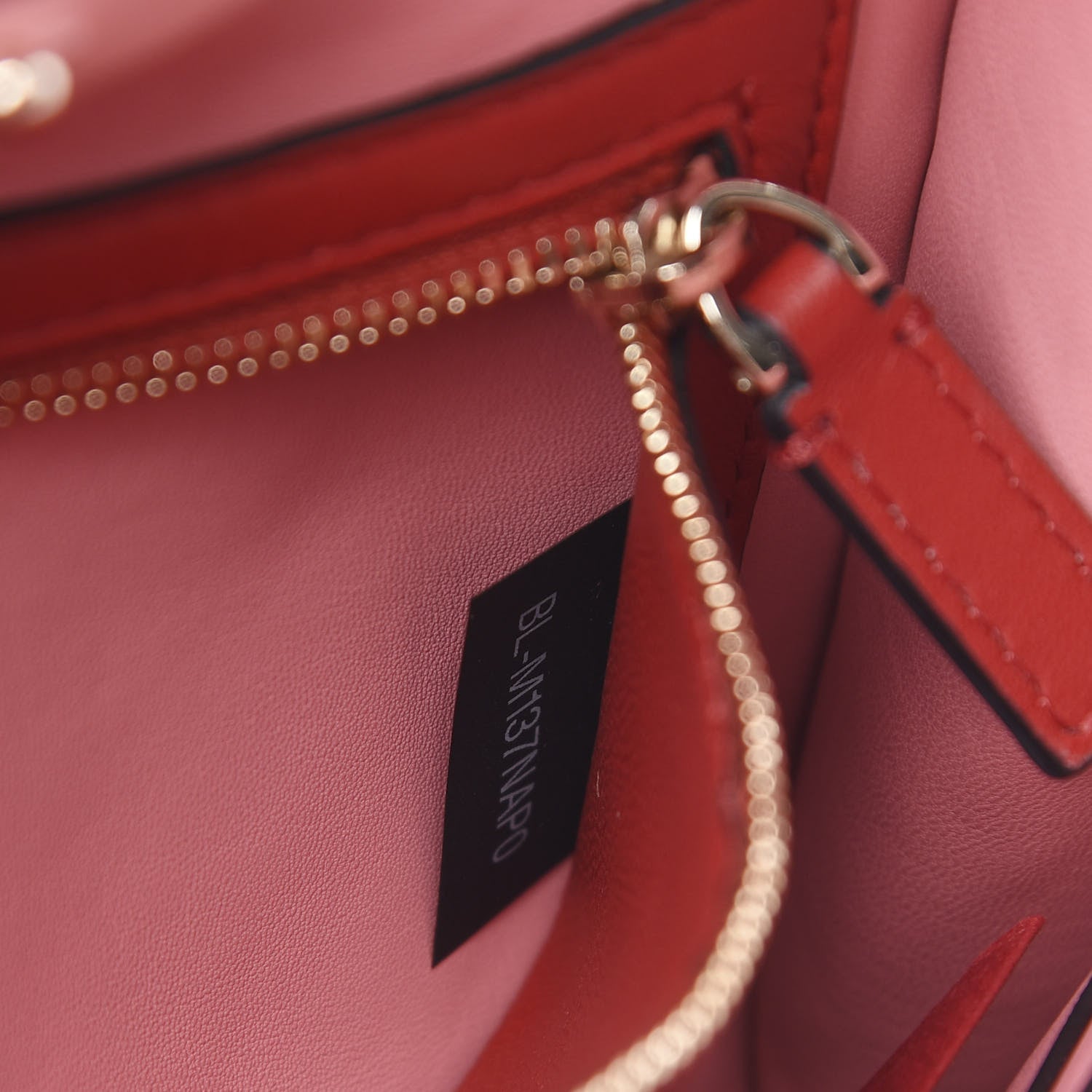 Valentino Garavani Nappa Rockstud Spike Wallet On Chain Paradise Rose 7 of 12