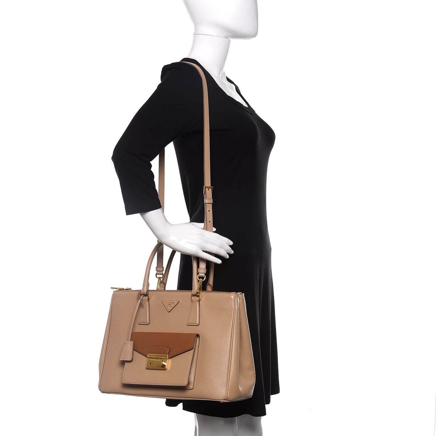 Saffiano Lux Galleria Front Pocket Tote Cammeo Caramel