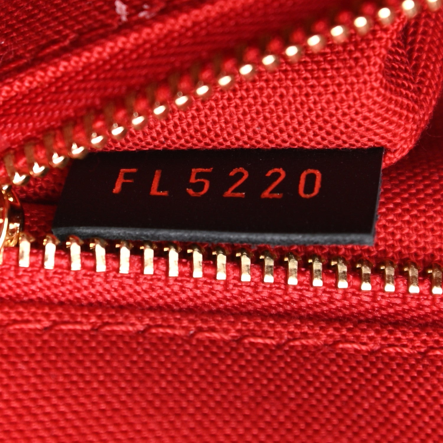 Louis Vuitton Reverse Monogram Giant Onthego MM 6 of 10