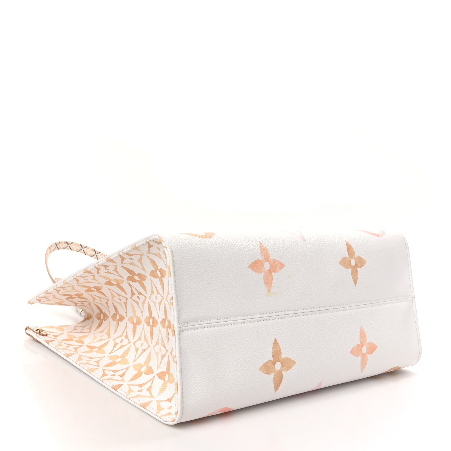 Louis Vuitton Monogram Giant By The Pool 2.0 Onthego MM Beige 4 of 9