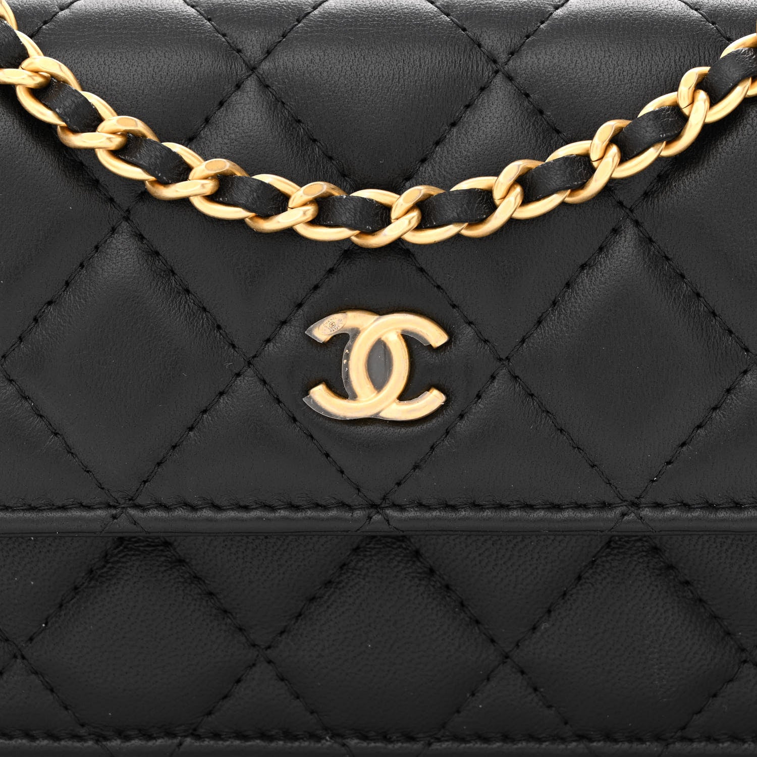 Chanel Lambskin Pearl Crush Quilted Flap Phone Holder With Chain Black 9 of 12