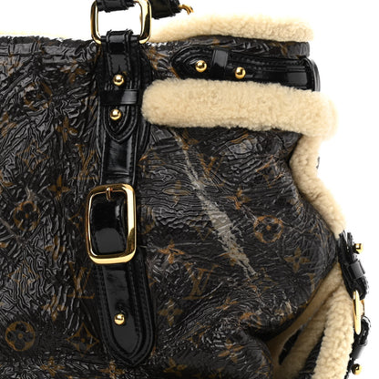 Louis Vuitton Patent Monogram Shearling Sac Thunder 12 of 15