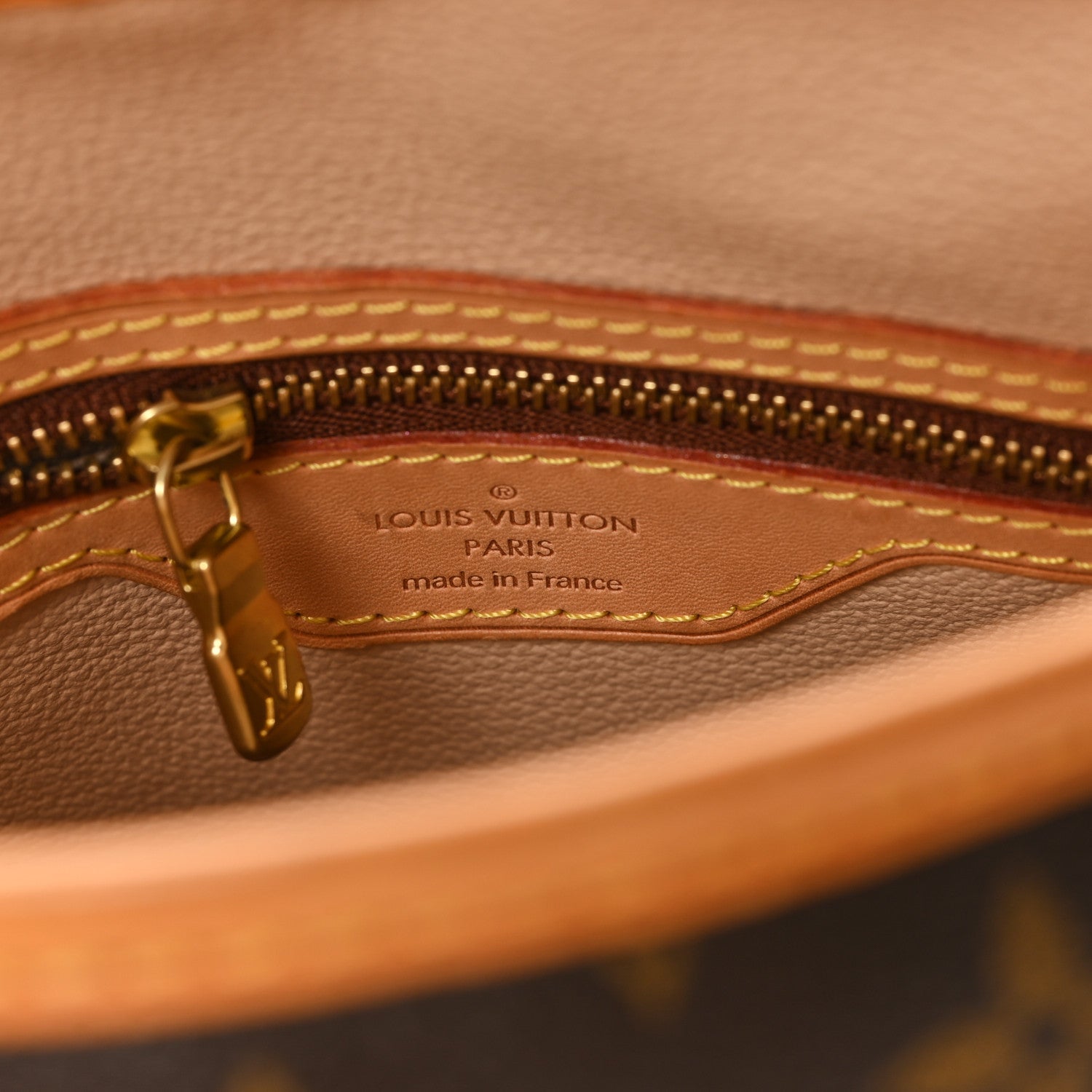 Louis Vuitton Monogram Petit Bucket 23 5 of 8