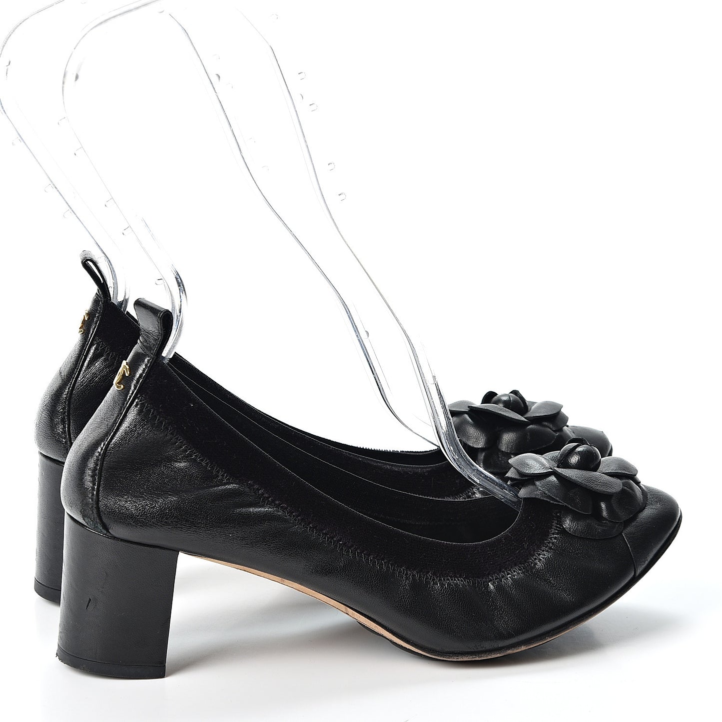 Lambskin Elastic Stretch Camellia Pumps 38 Black
