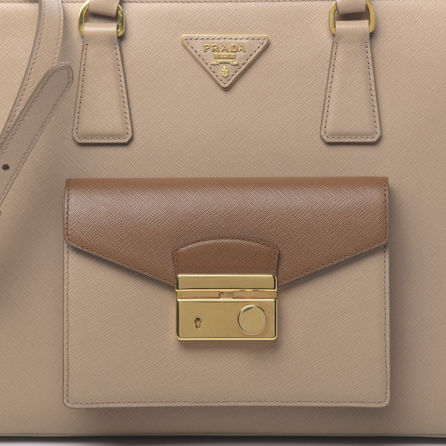 Saffiano Lux Galleria Front Pocket Tote Cammeo Caramel
