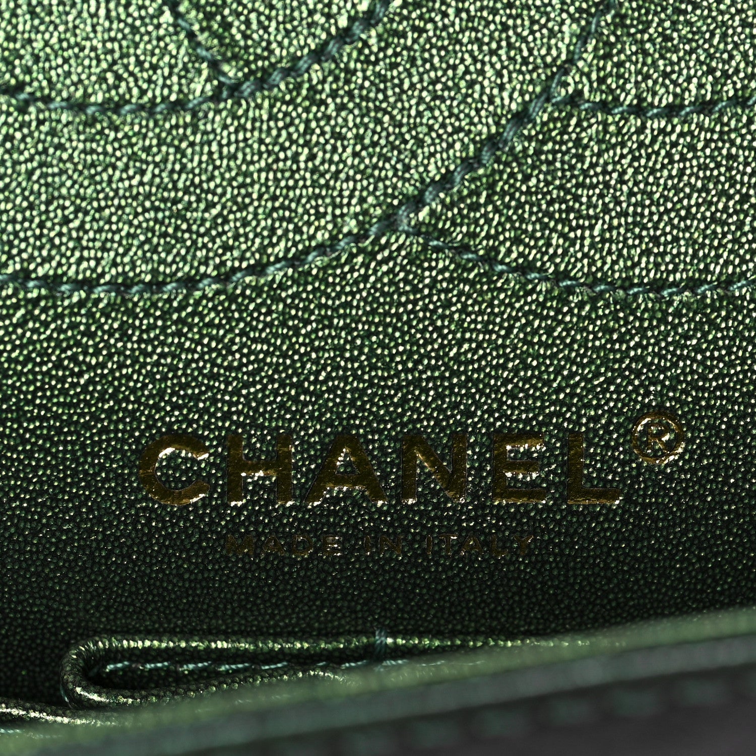 Chanel Metallic Aged Calfskin Quilted 2.55 Reissue 225 Green 5 of 7