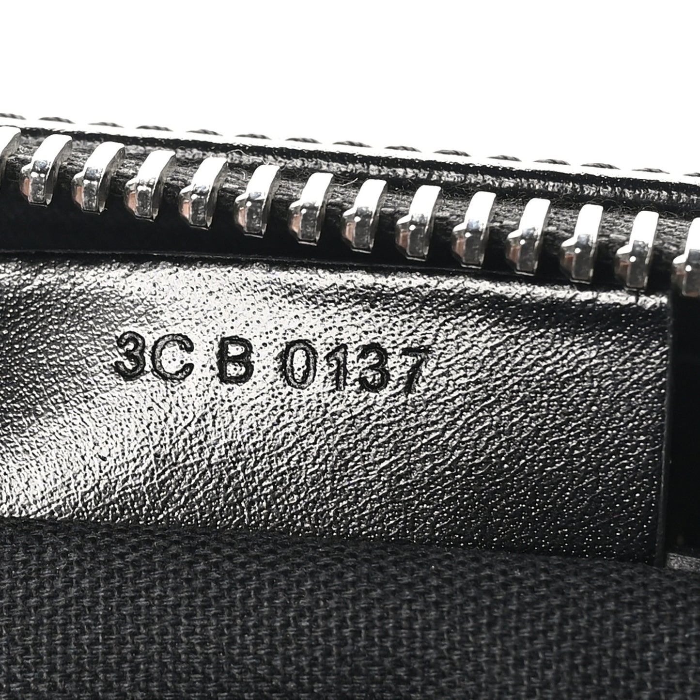 Shiny Lord Calfskin Medium Antigona Black