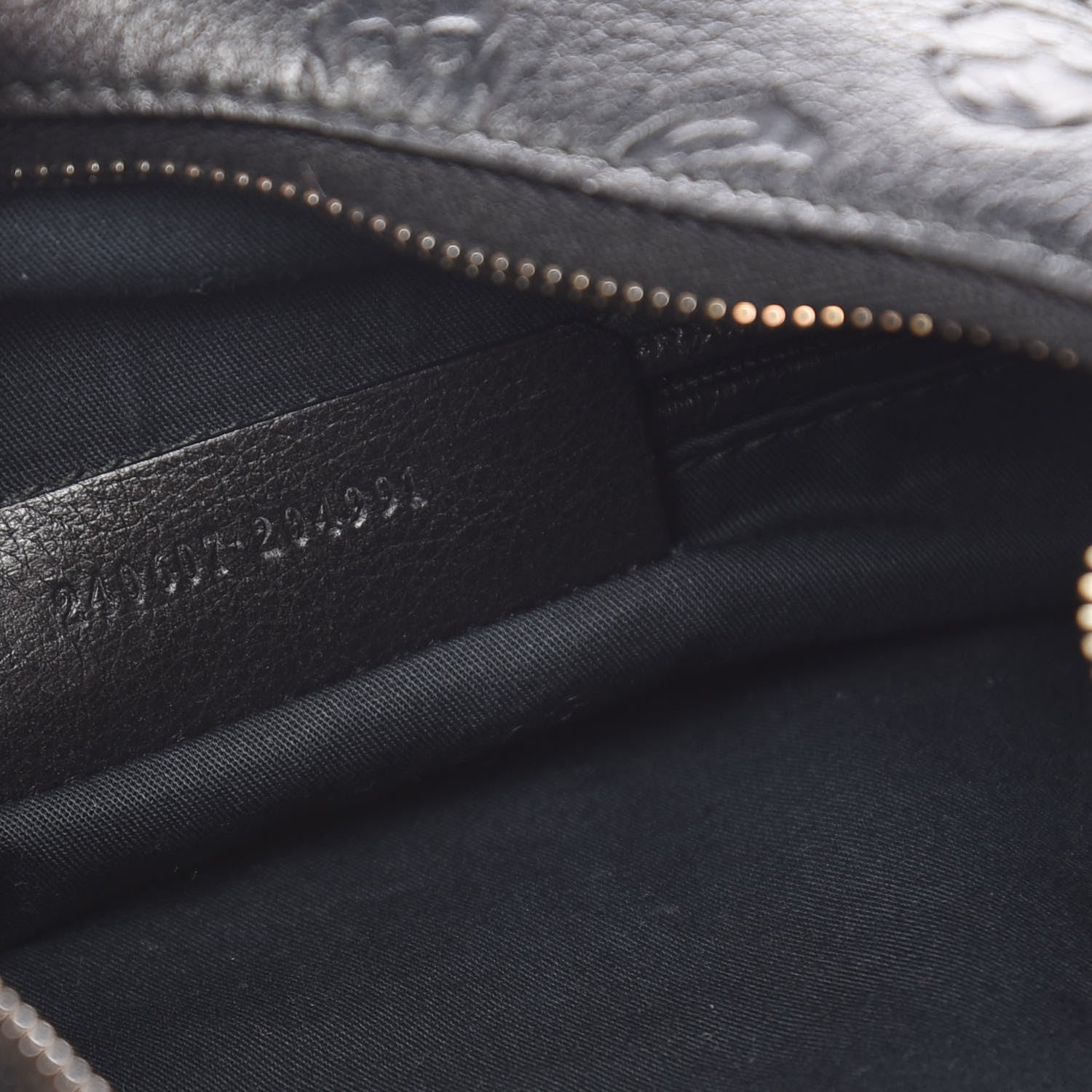 Alexander McQueen Calfskin Skull Embossed De Manta Clutch Black 7 of 11