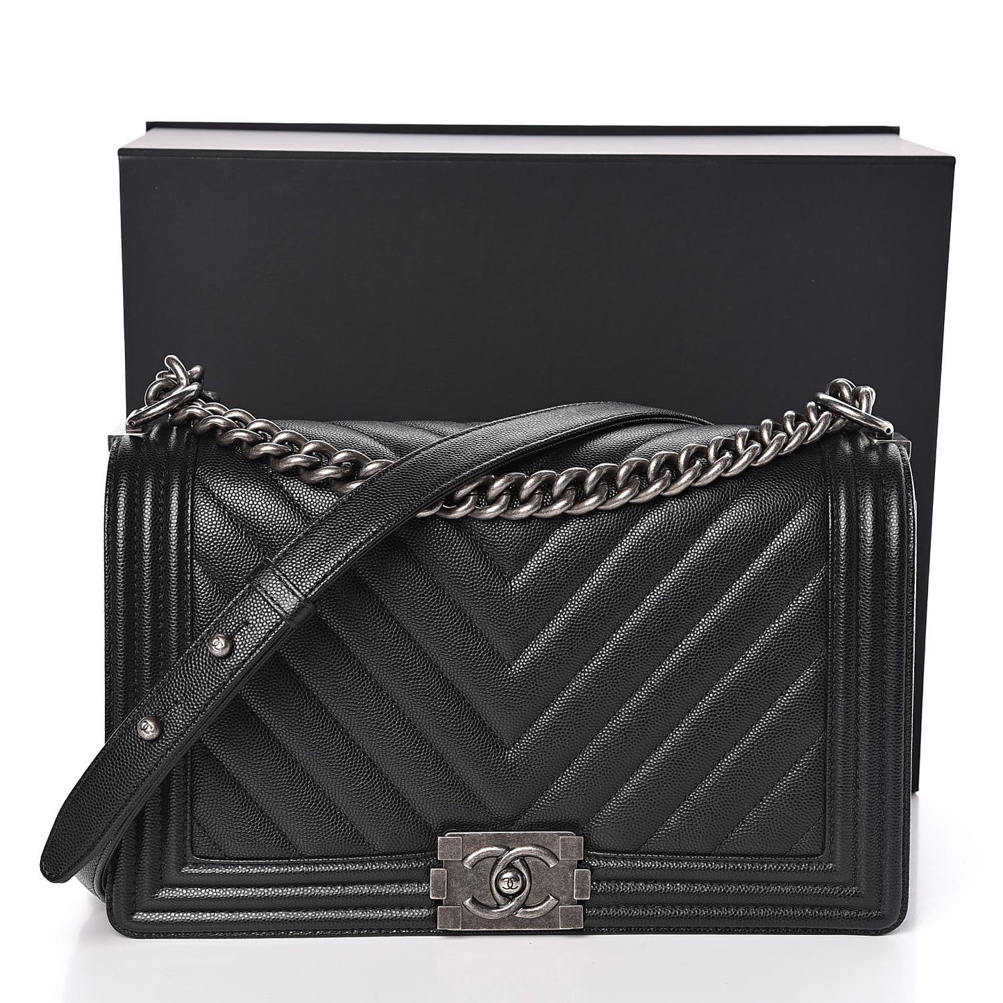 Caviar Chevron Quilted New Medium Boy Flap Black