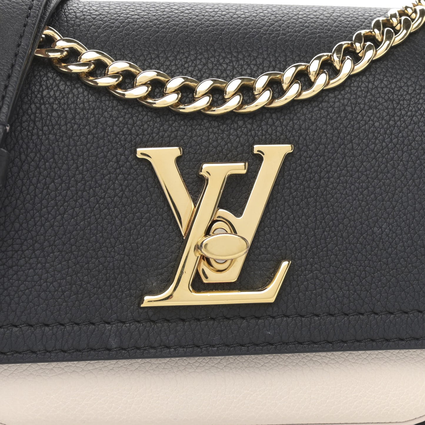 Grained Calfskin Lockme Tender Black