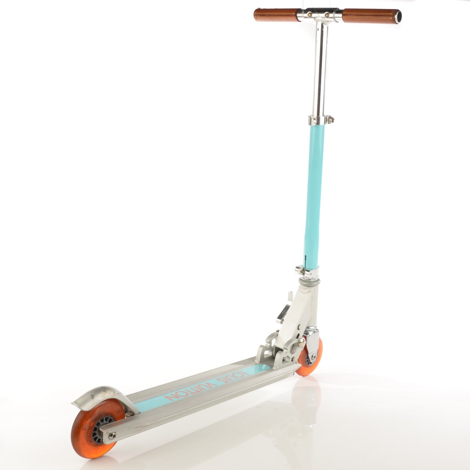 Louis Vuitton Rockefeller Centre Micro Scooter LTD ED 11 of 16