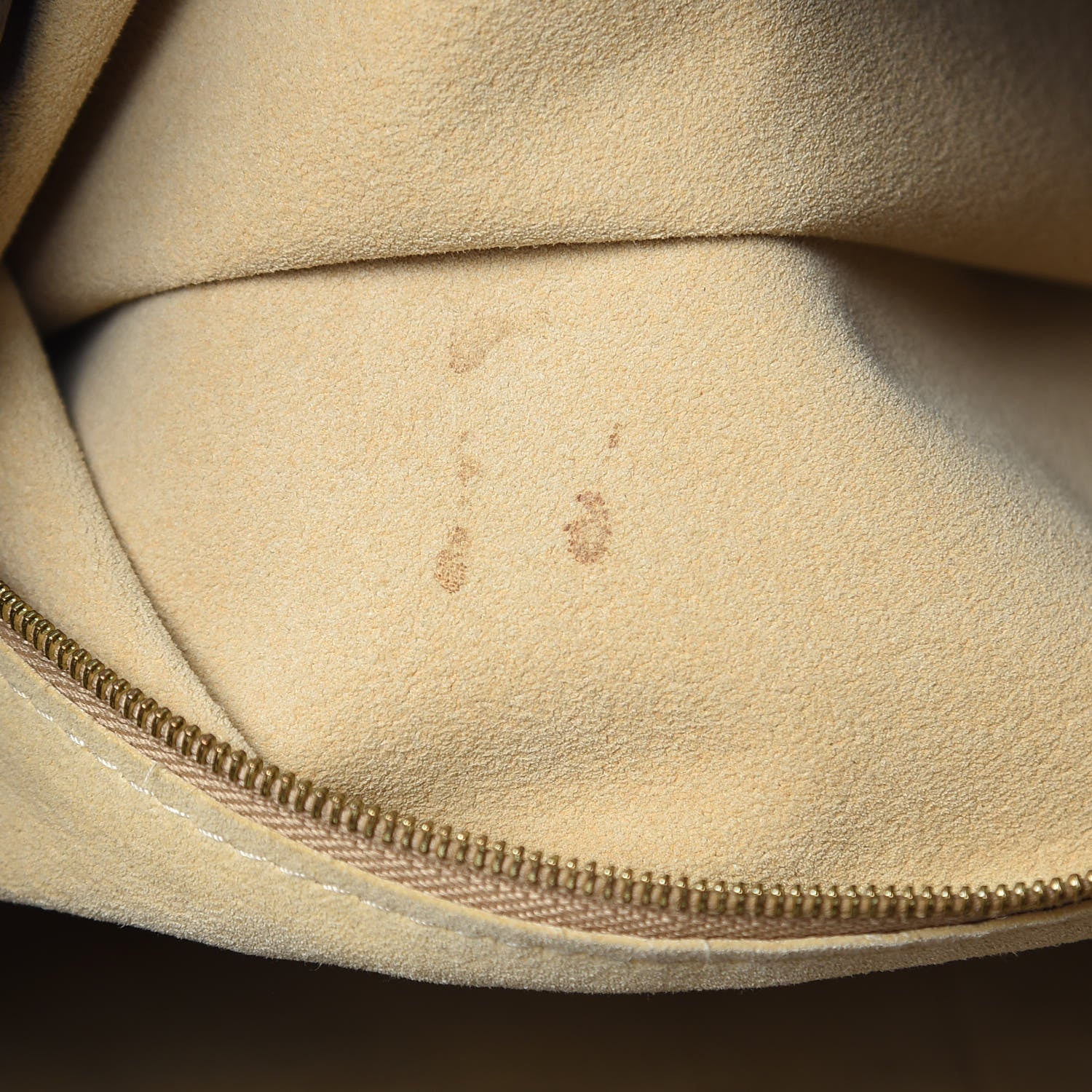 Louis Vuitton Monogram Artsy MM 5 of 14