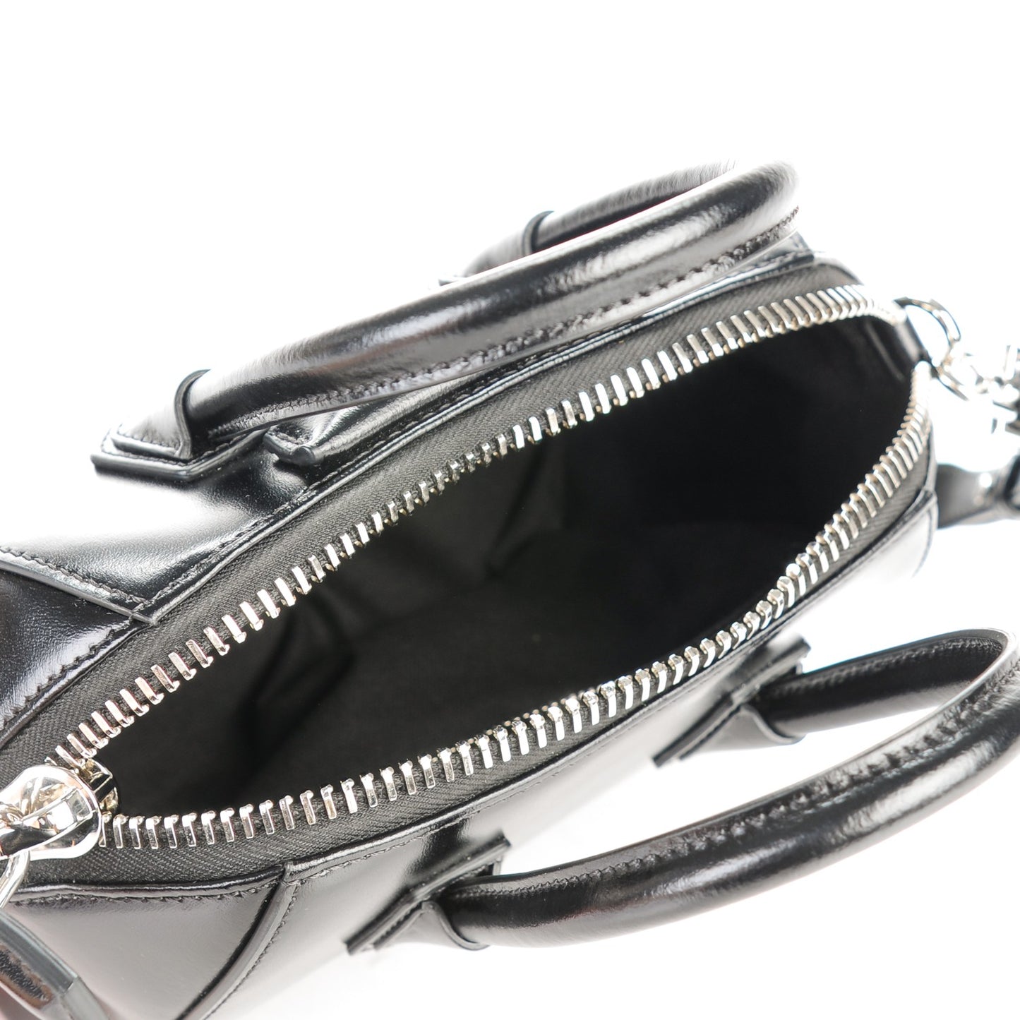 Shiny Lord Calfskin Mini Antigona Black