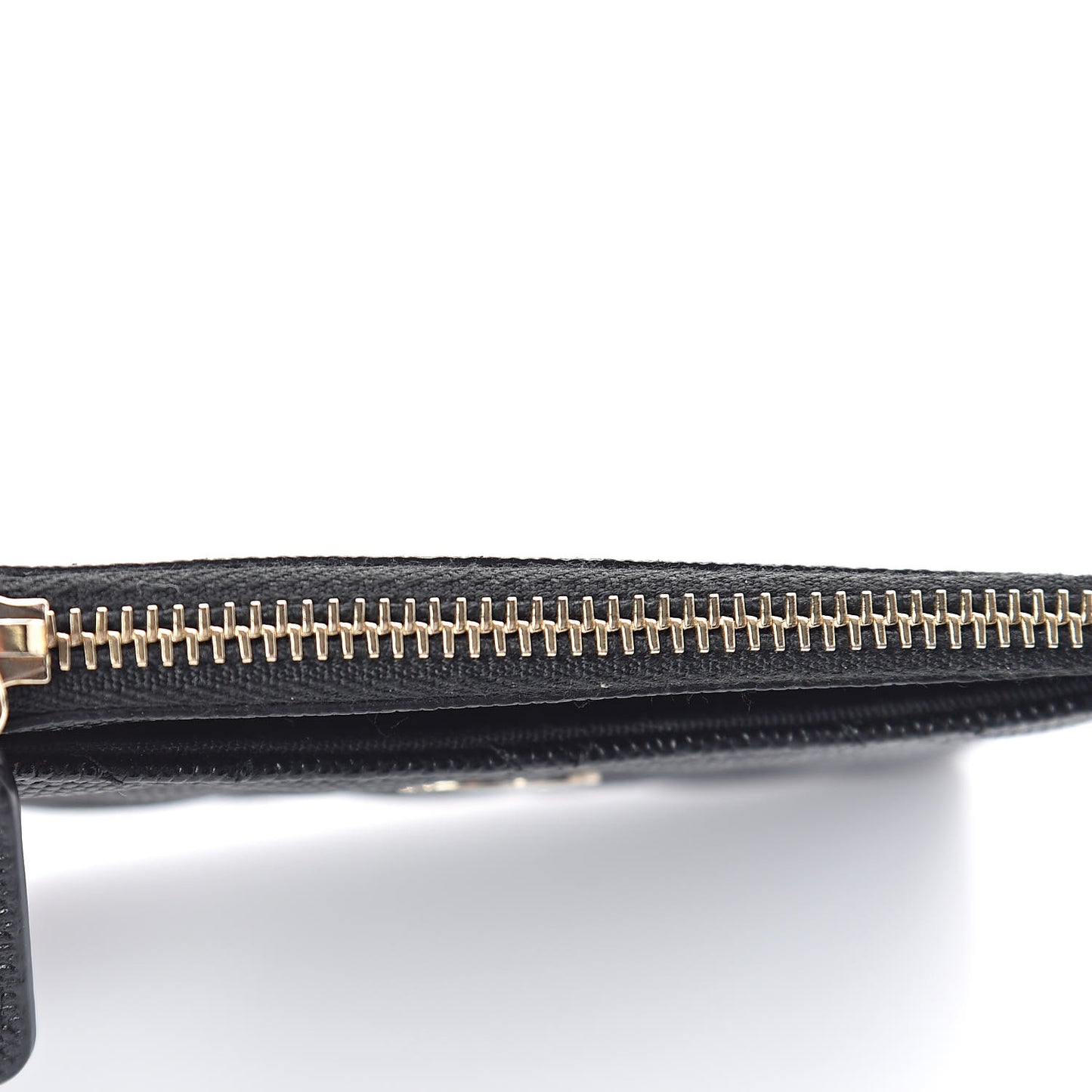 Caviar Quilted CC Zip Card Holder Black