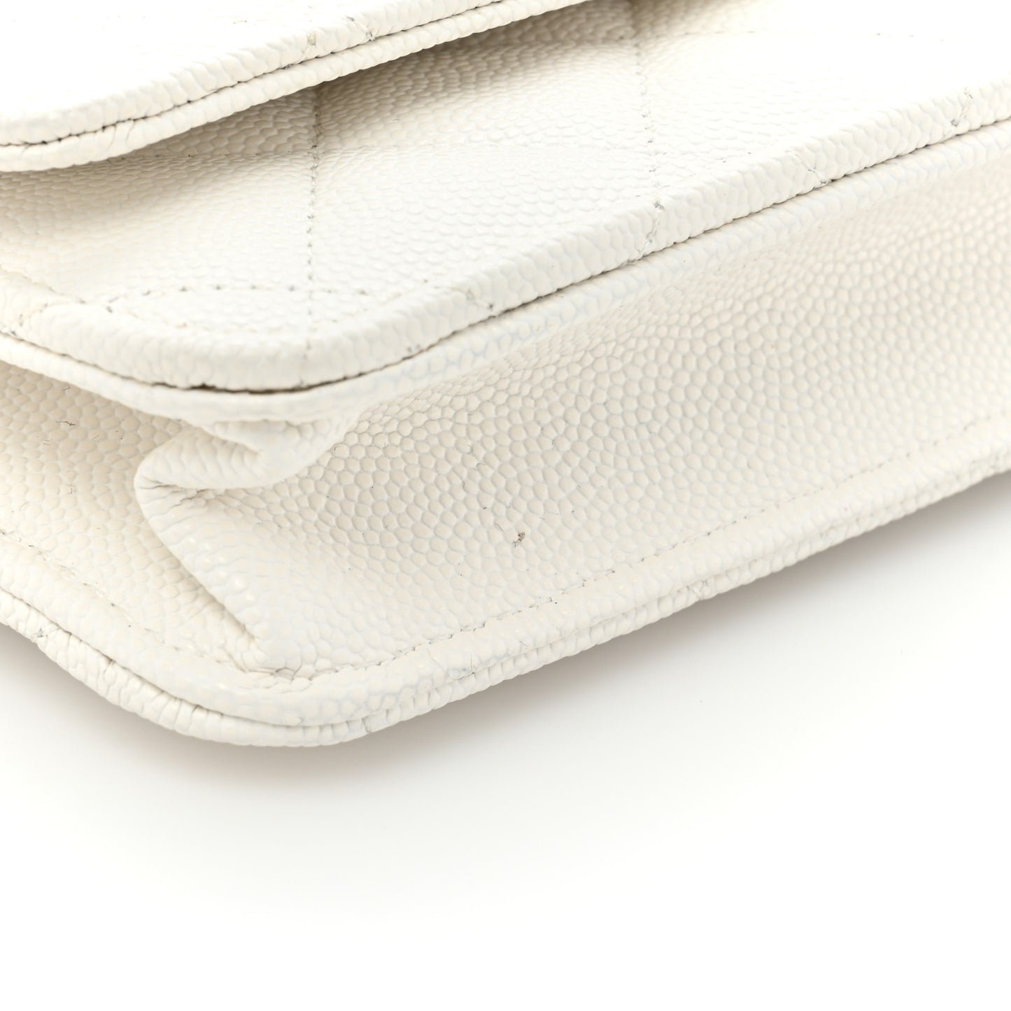 Caviar Quilted Enamel Coco Casino Wallet On Chain WOC White