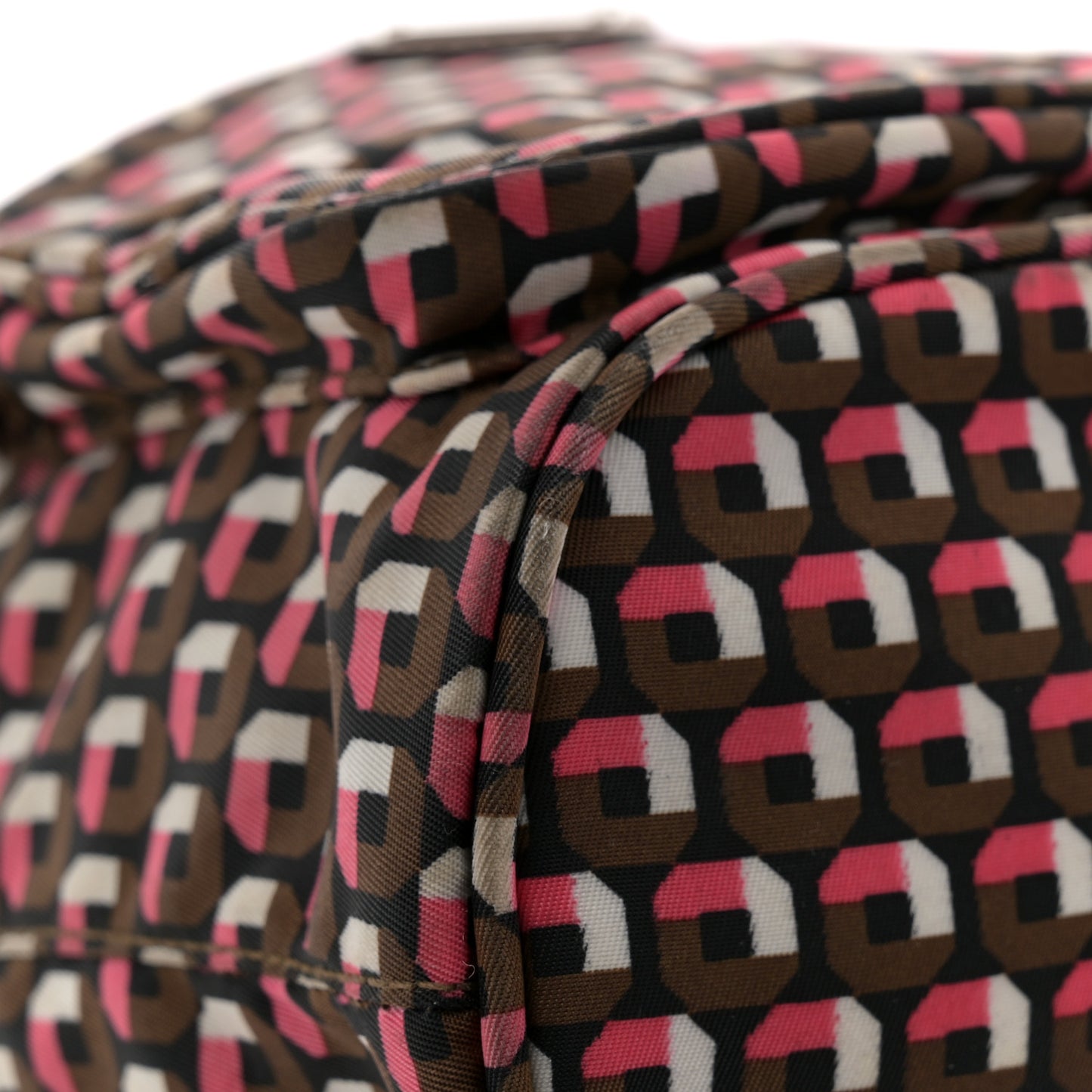 Nylon Saffiano Otta Print Bucket Crossbody Bag Rosa