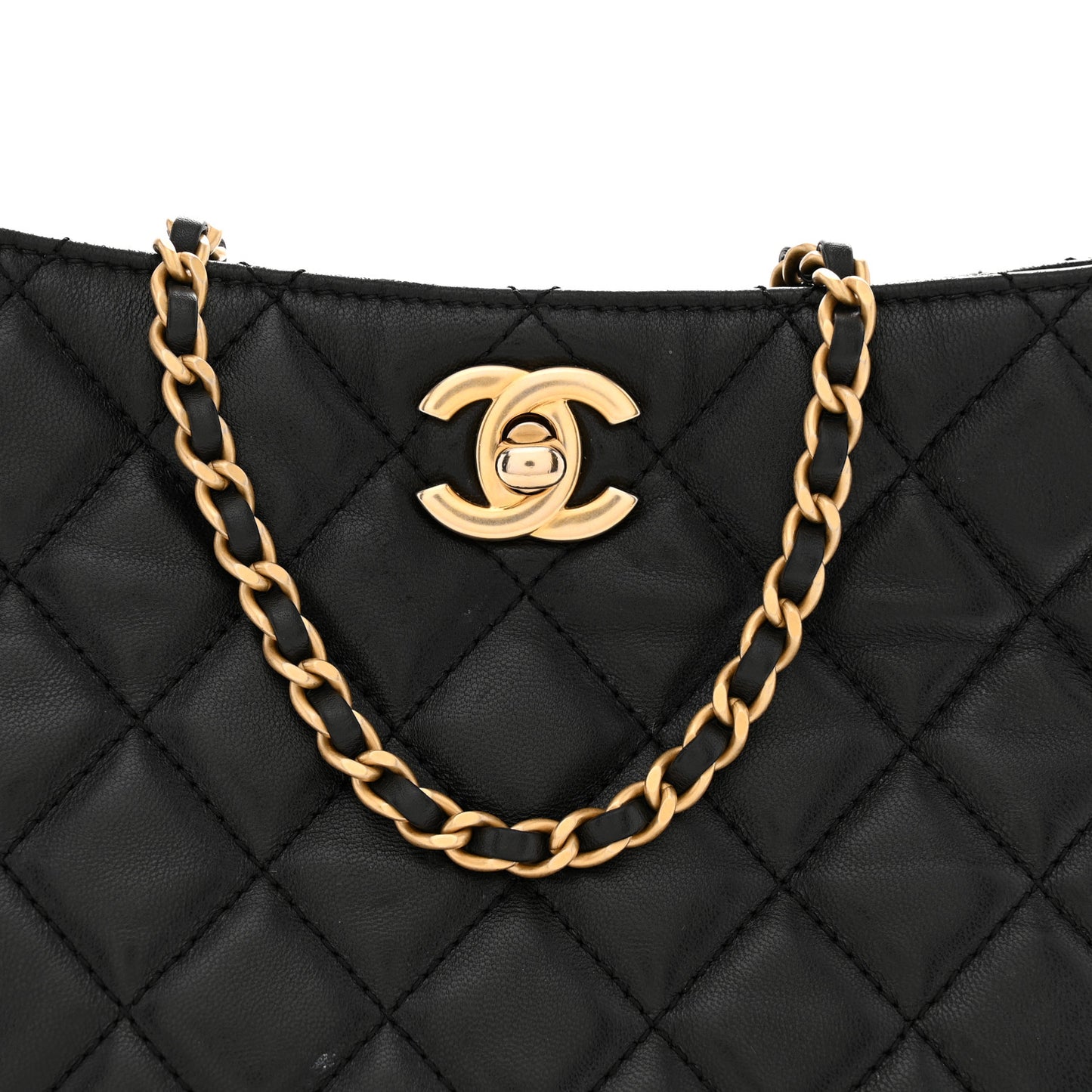 Lambskin Quilted Small Pearl Crush Hobo Black
