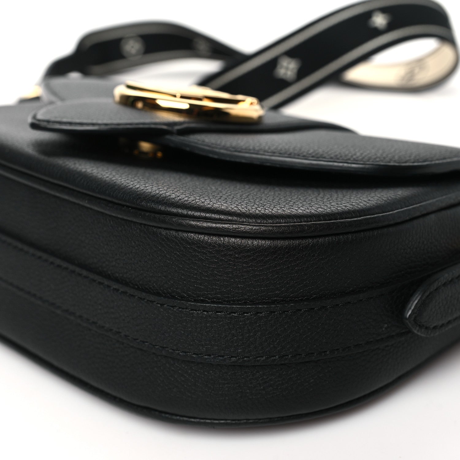 Louis Vuitton Grained Calfskin LV Pont 9 Soft MM Black 9 of 9