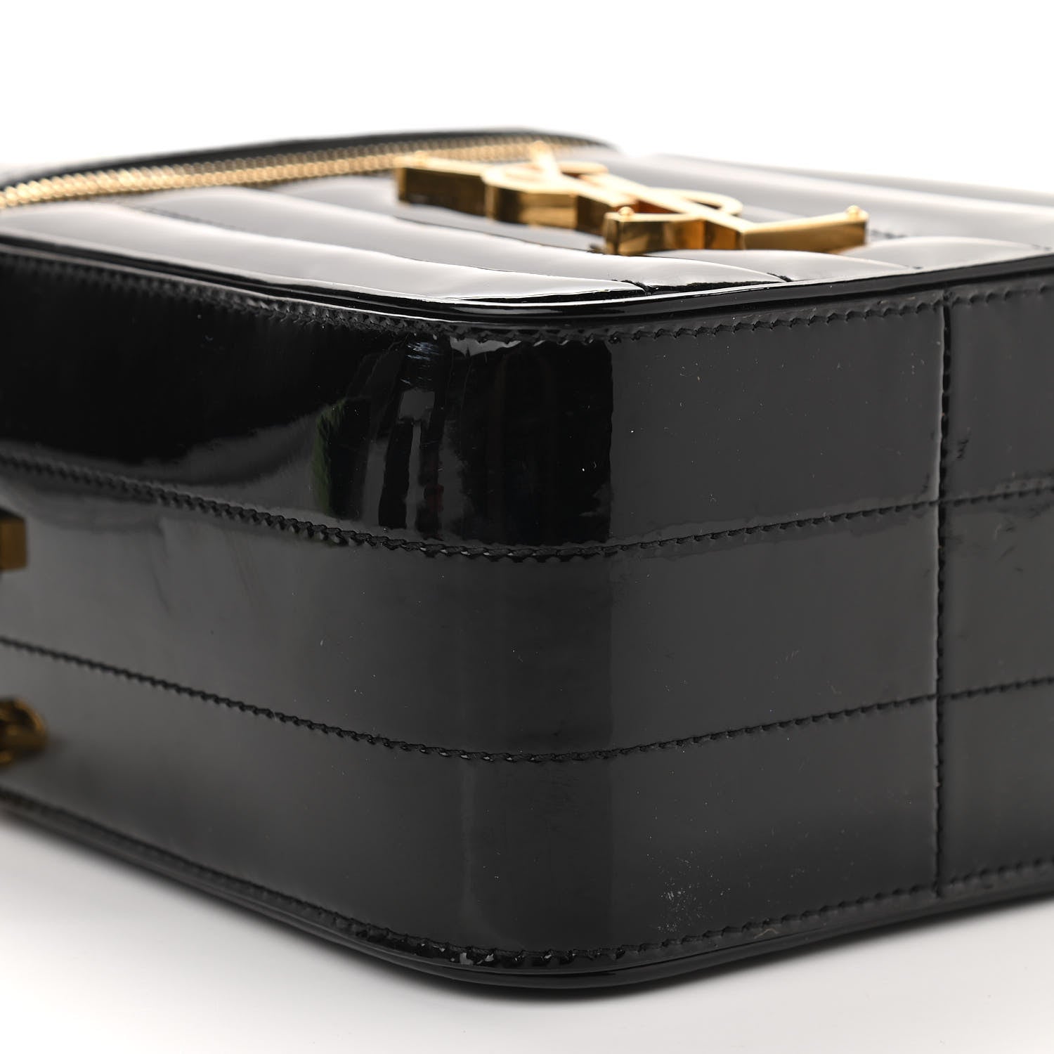 Saint Laurent Patent Matelasse Monogram Vicky Vanity Black 10 of 11