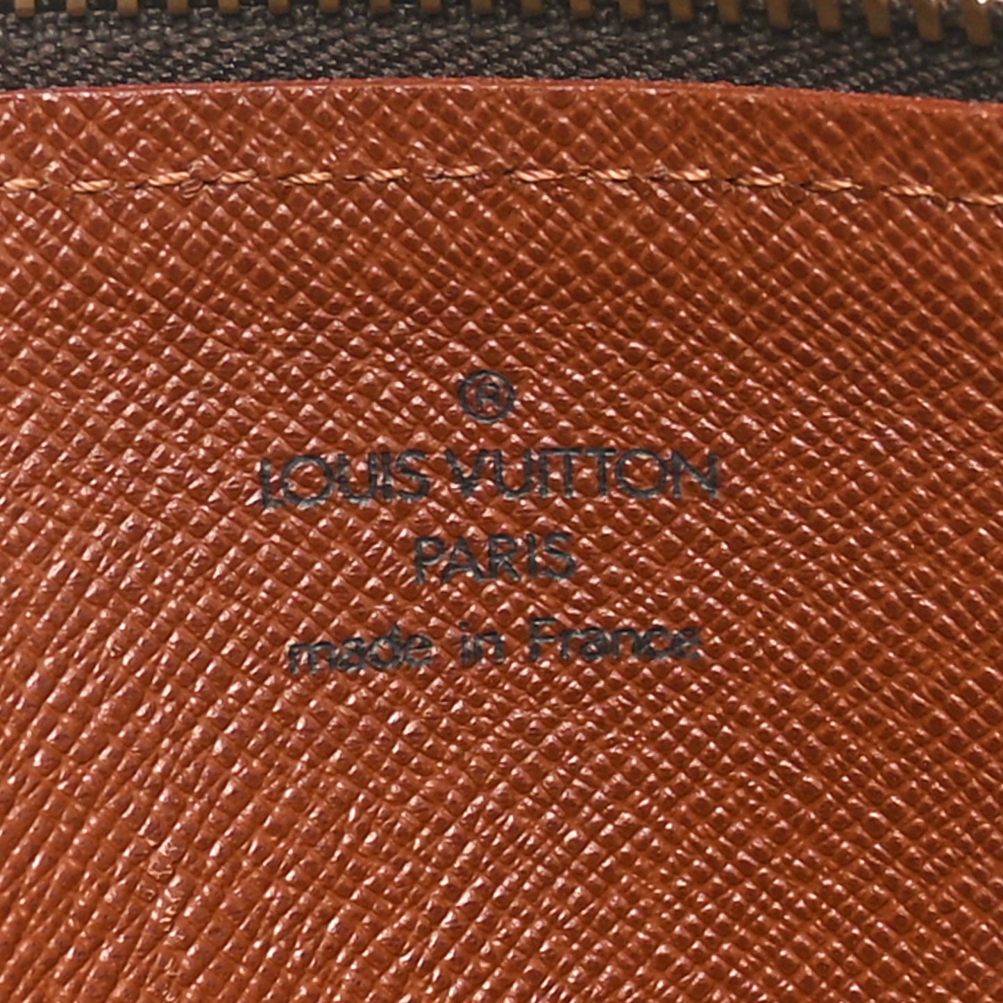 Monogram Papillon 26