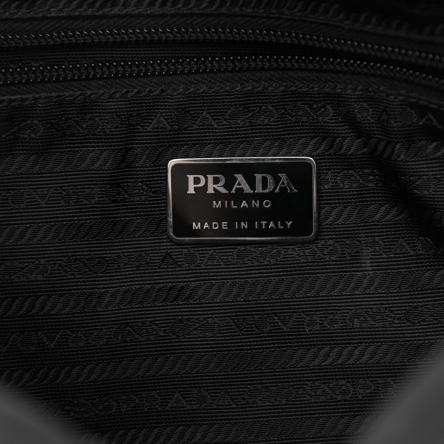 Nylon Vela Messenger Bag Black