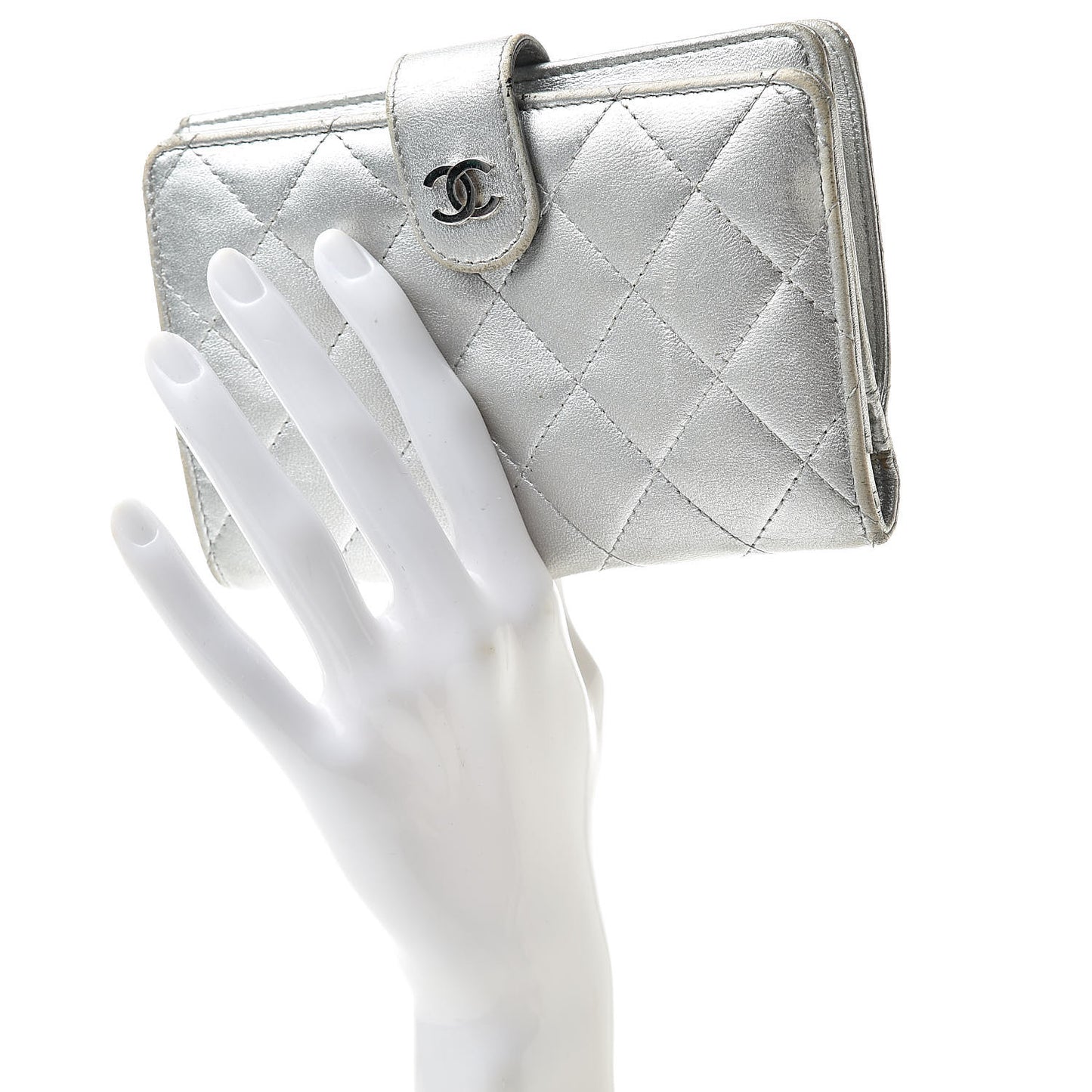 Metallic Lambskin Quilted Zipped Pocket Wallet Silver