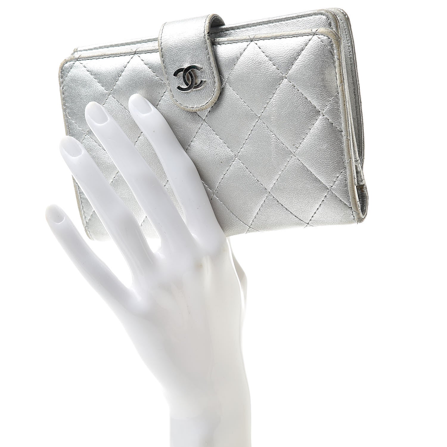 Chanel Metallic Lambskin Quilted Zipped Pocket Wallet Silver 2 of 21