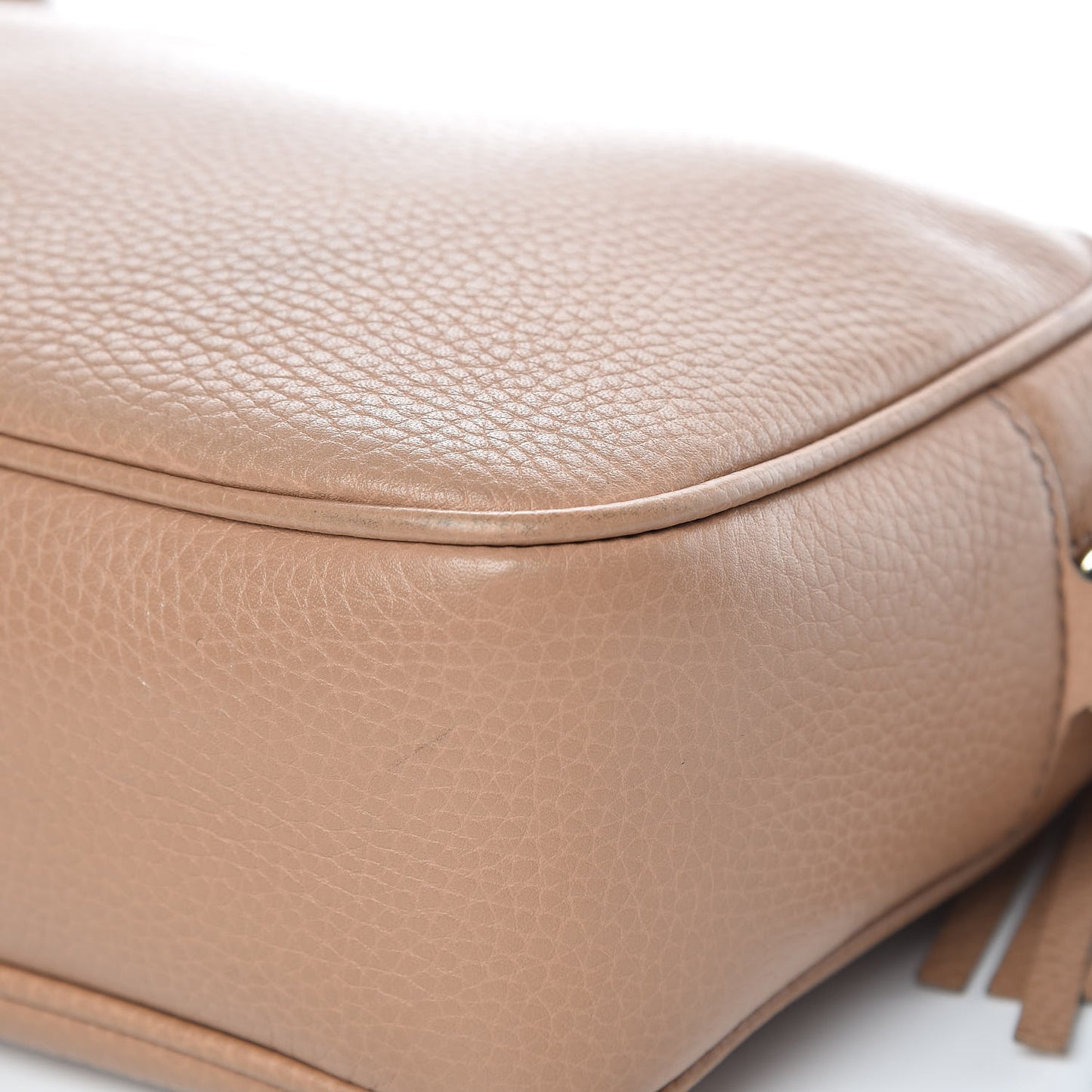 Pebbled Calfskin Small Soho Disco Bag Camelia