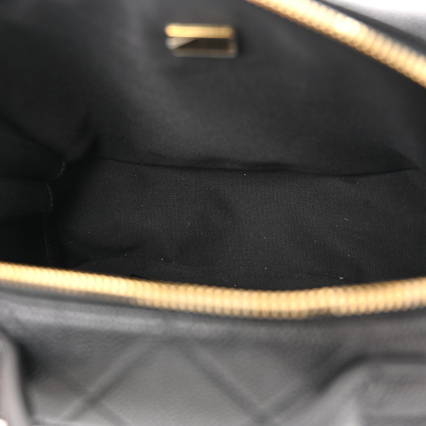 Caviar Quilted CC Small Top Handle Vanity Case Black
