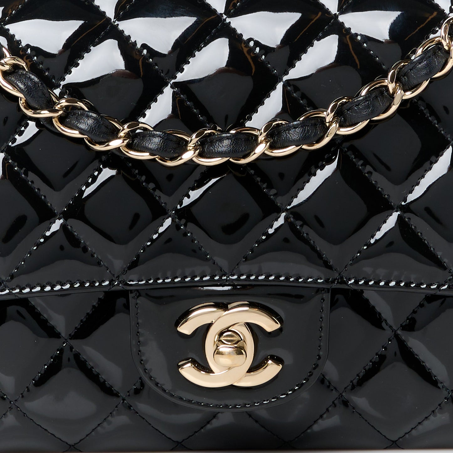 Patent Quilted Medium Double Flap Black