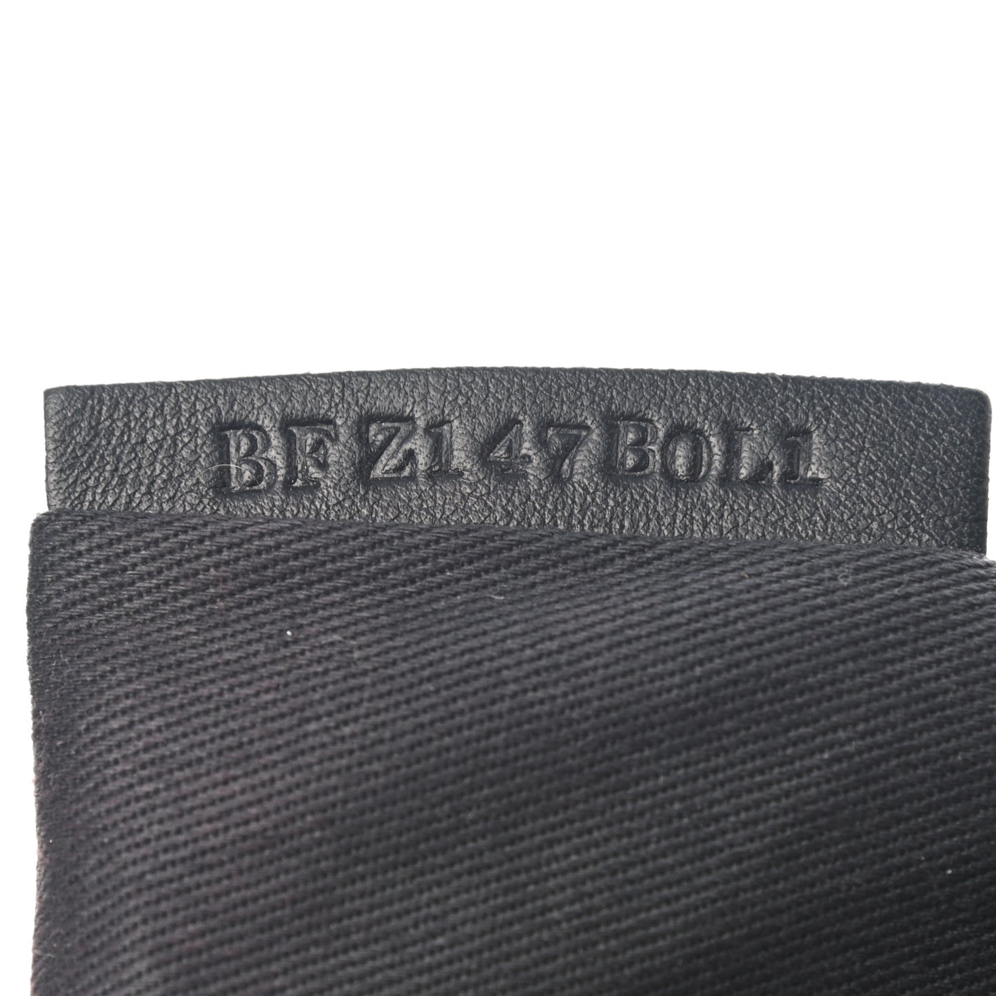 Vitello Large Rockstud Zip Wristlet Pouch Black