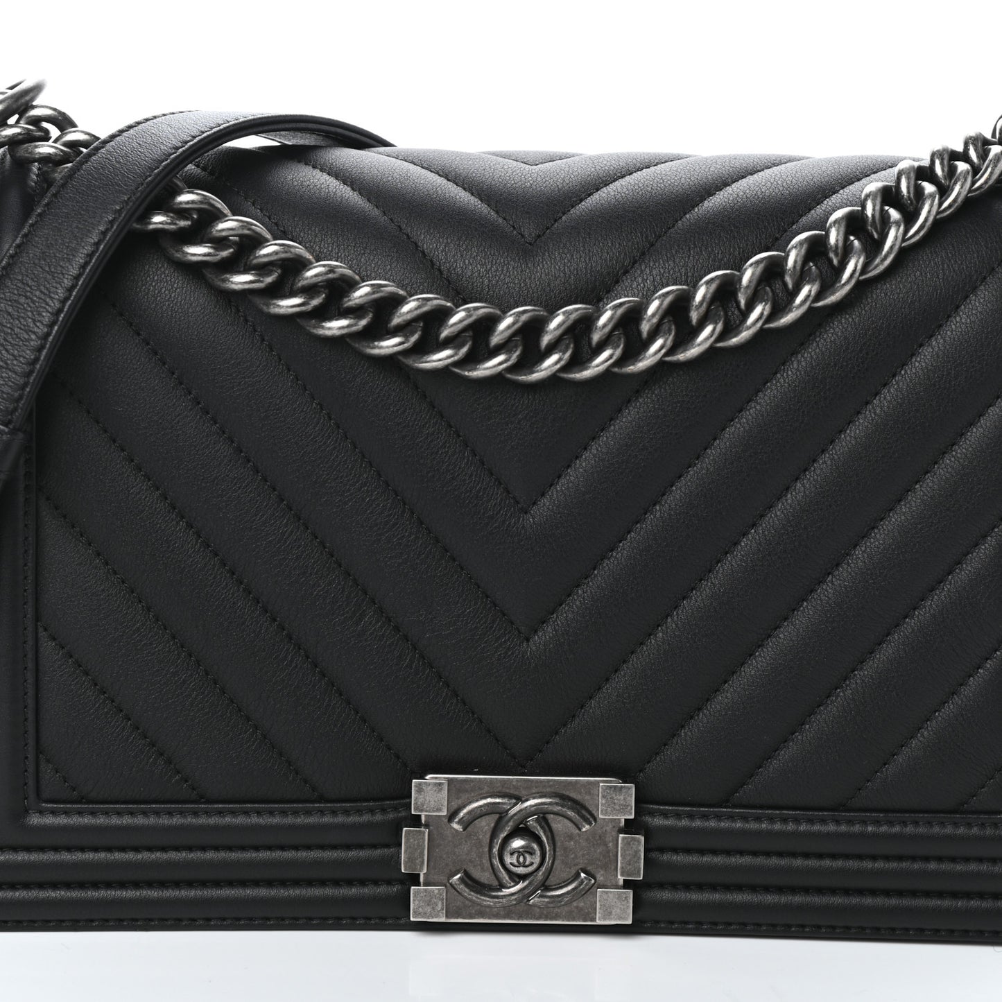 Calfskin Chevron Quilted New Medium Boy Flap Black