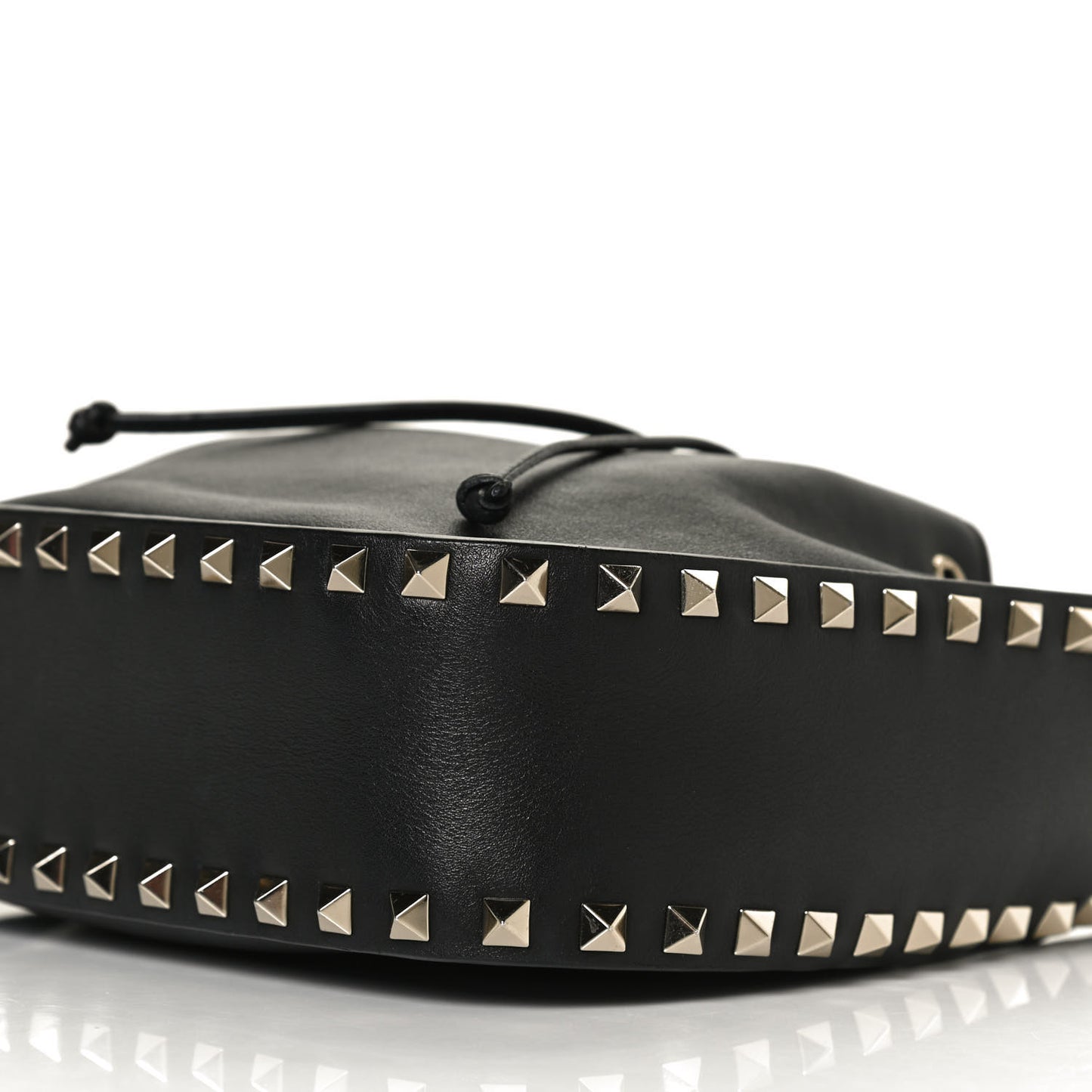 Vitello Rockstud Bucket Bag Black