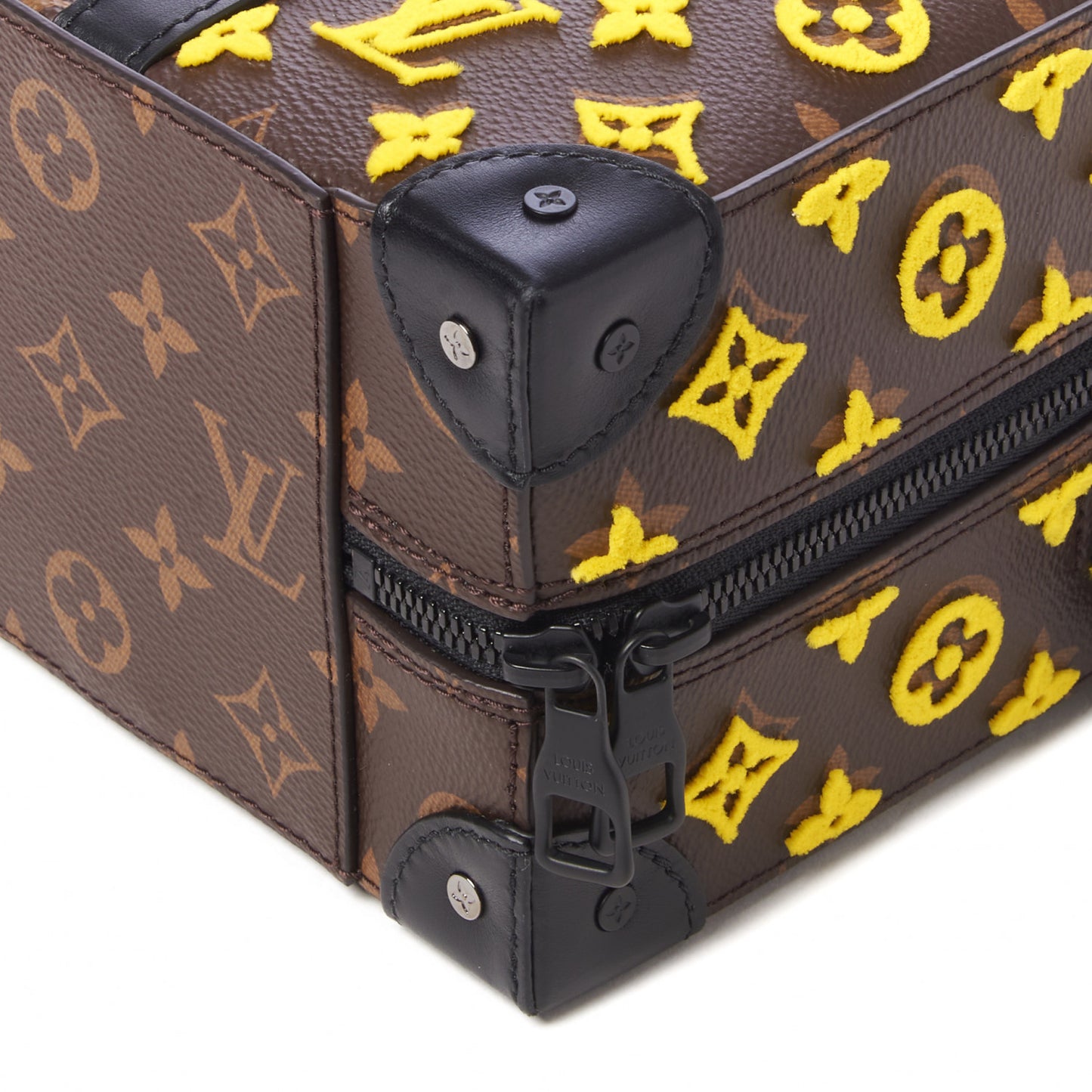 Monogram Tuffetage Speedy Trunk Jaune