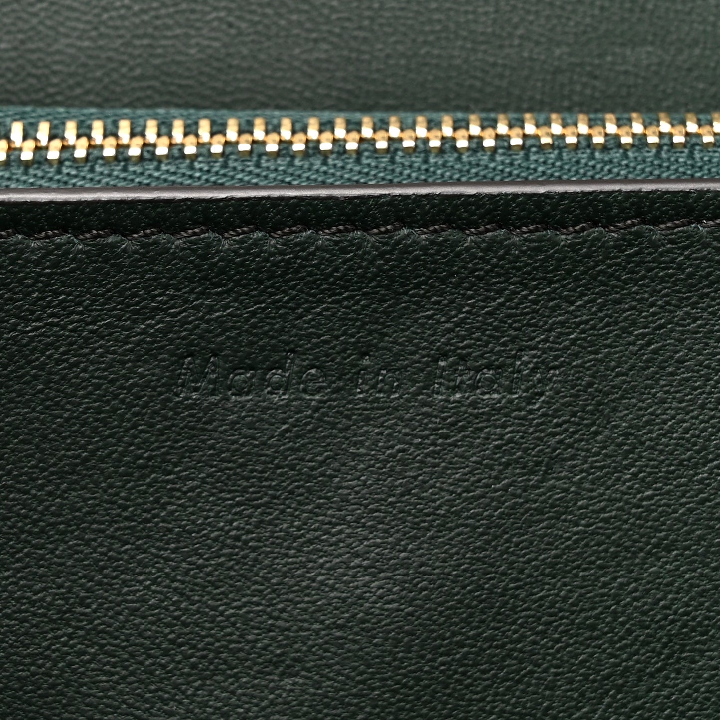 Box Calfskin Classic Box Medium Flap Bag Amazone