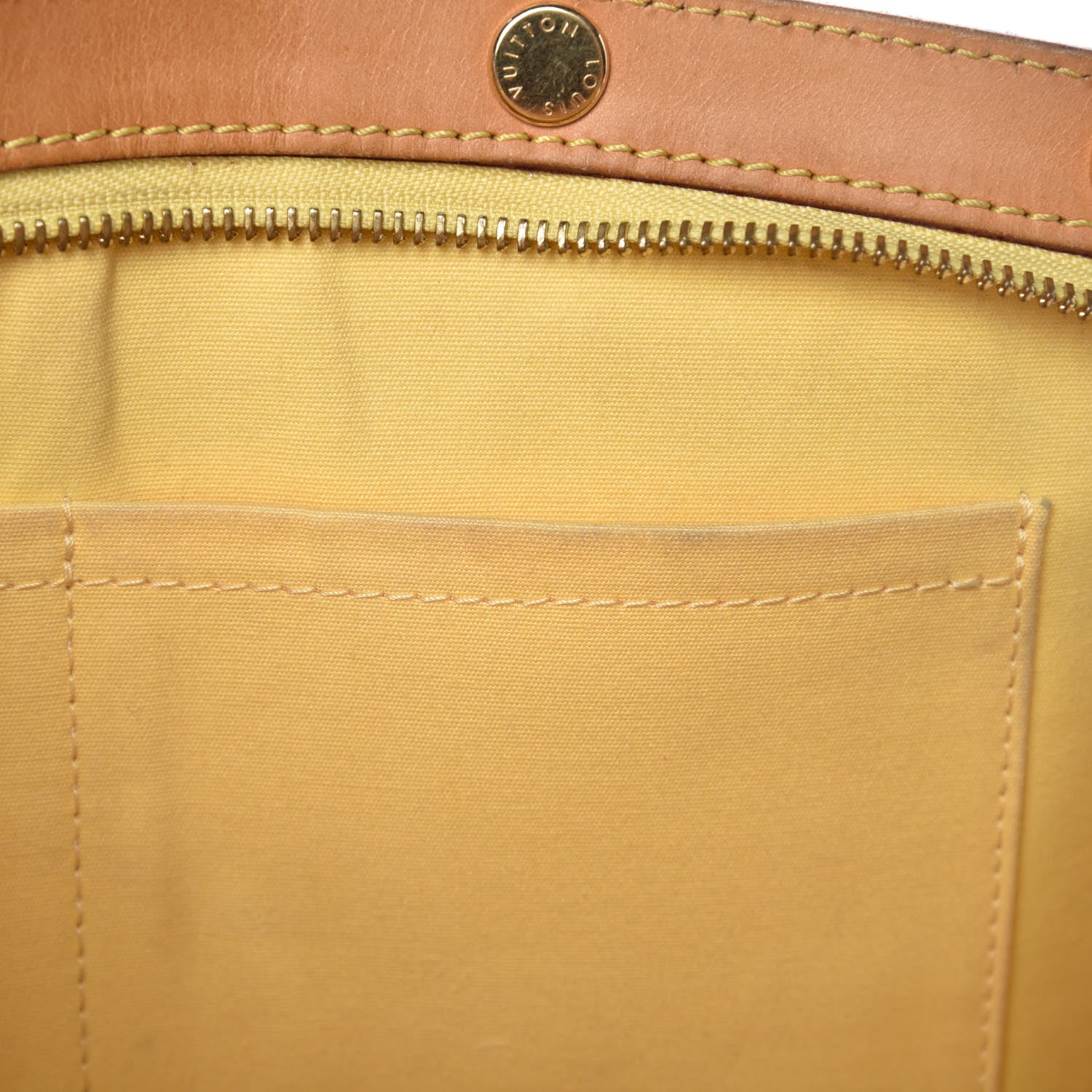 Louis Vuitton Vernis Brea MM Citrine 10 of 22