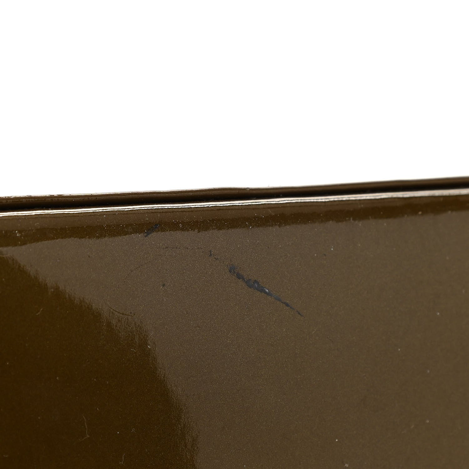 Louis Vuitton Vernis Alma GM Vert Olive 11 of 12