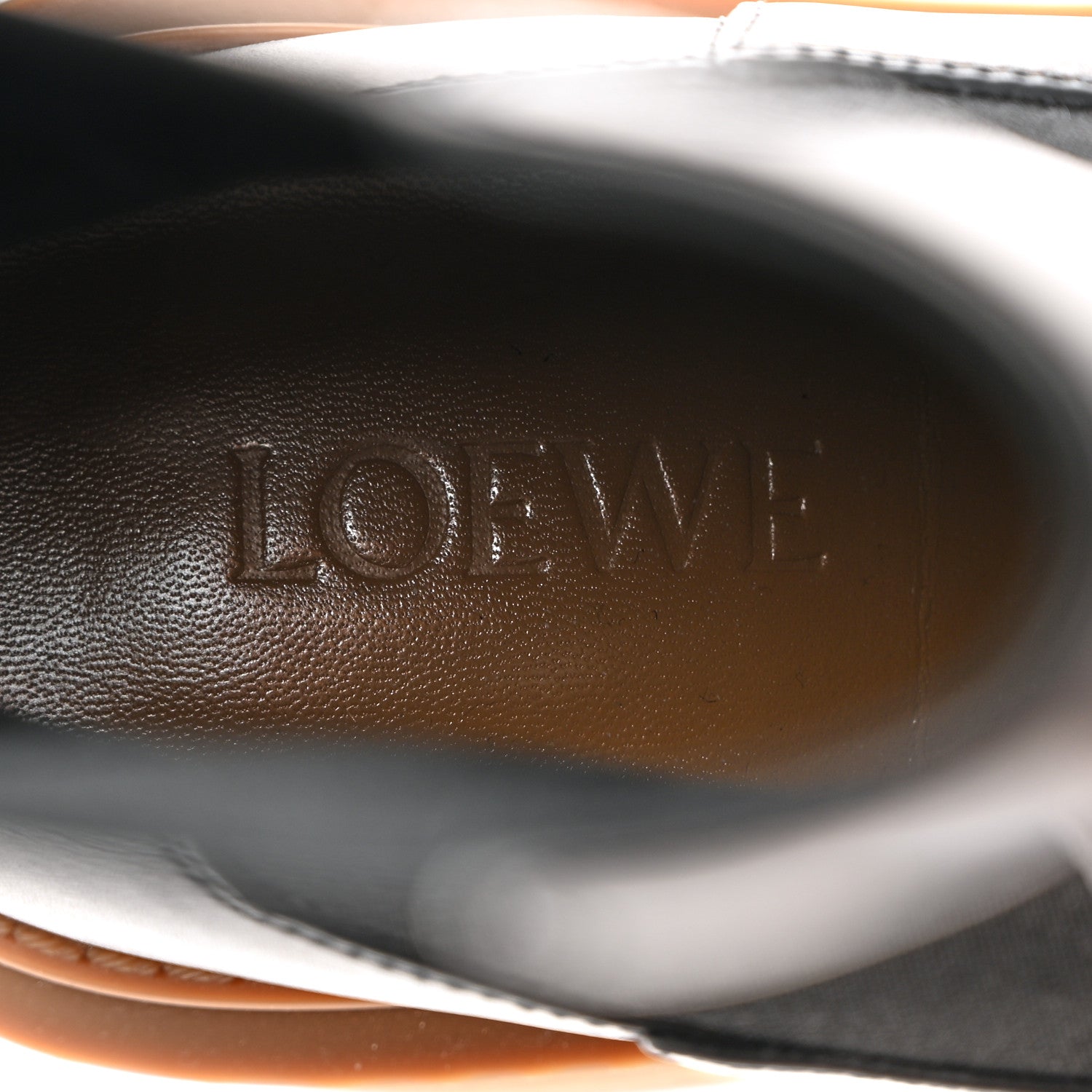 Loewe Calfskin Chelsea Boots 40 Black Tan 6 of 8
