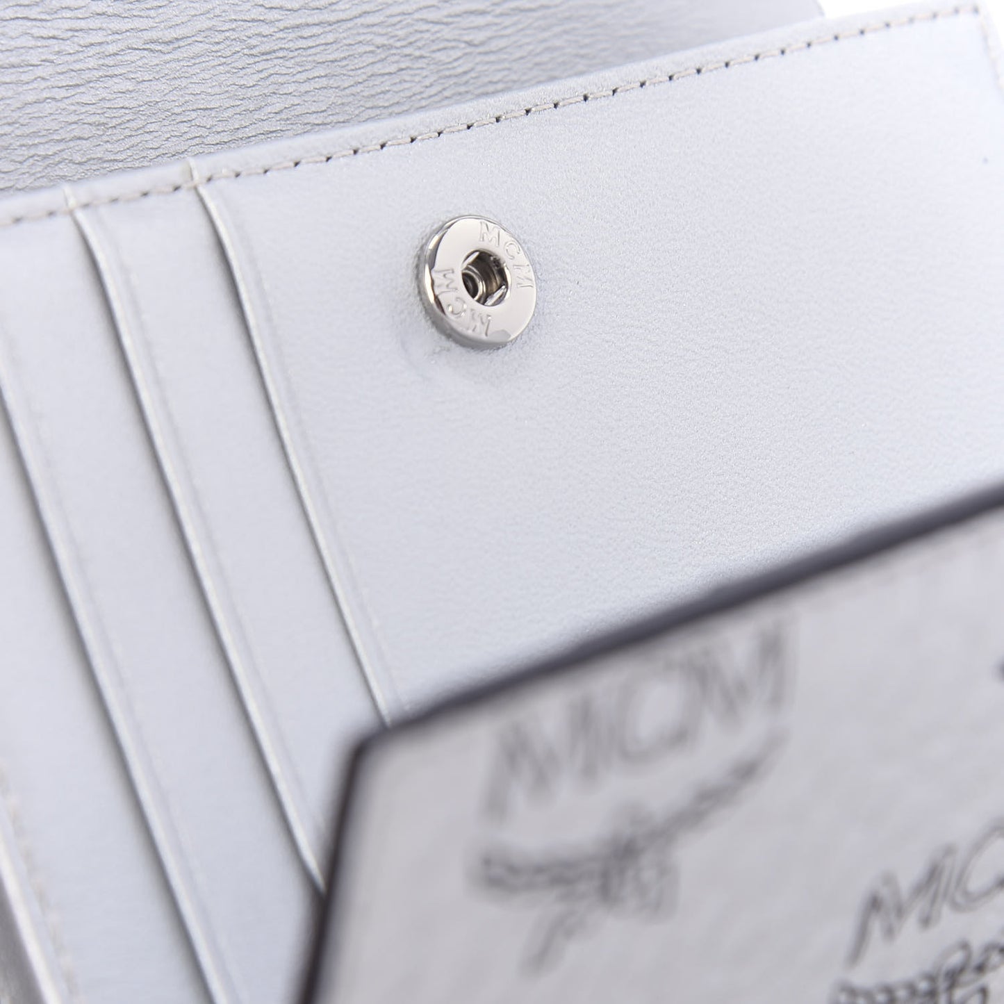 Metallic Visetos Compact Wallet Silver