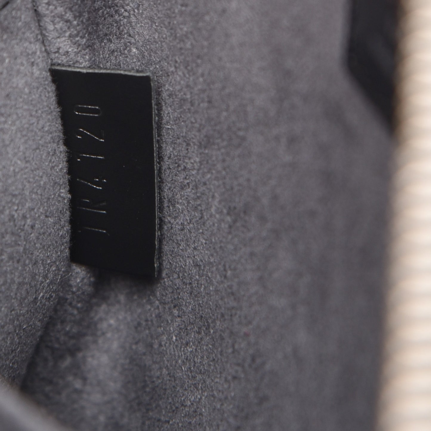 Epi Jasmin Black