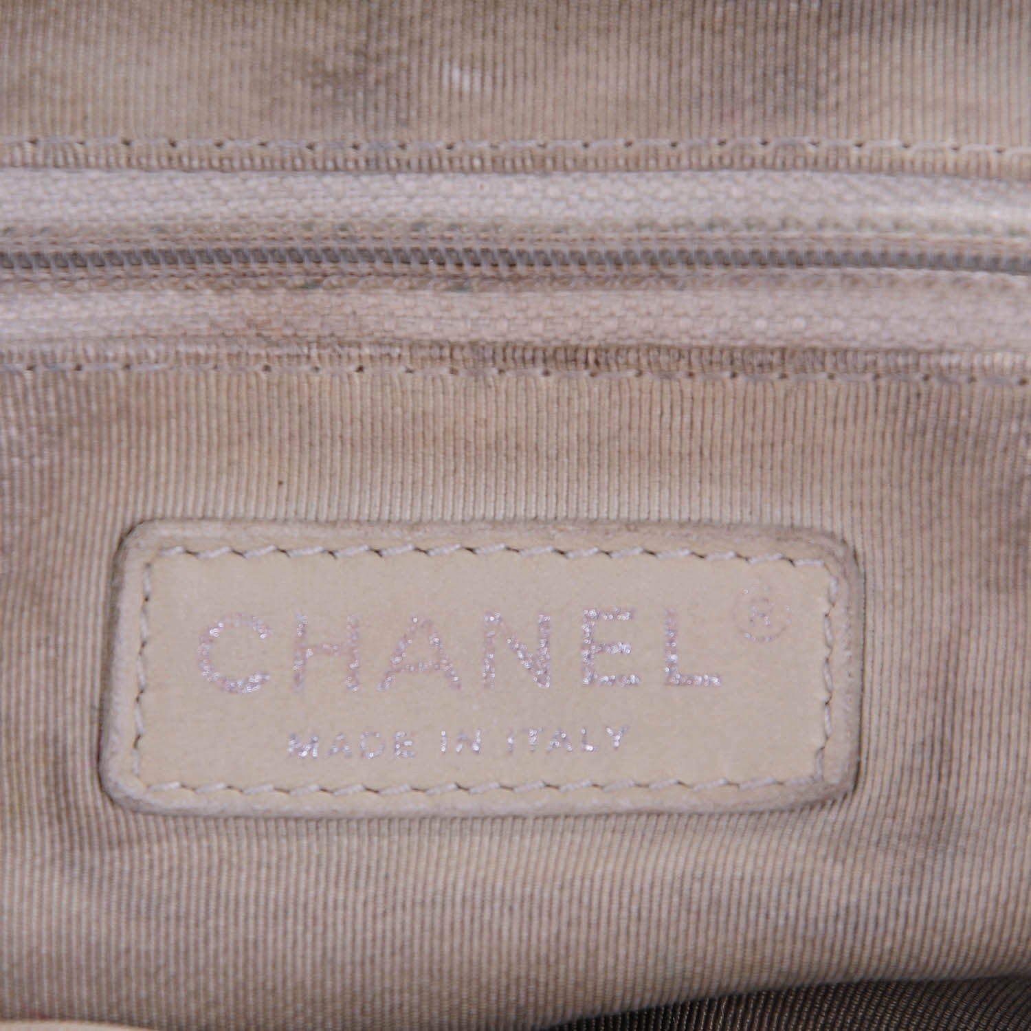 Chanel Washed Lambskin Quilted Medium Chain Around Messenger Black 6 of 7