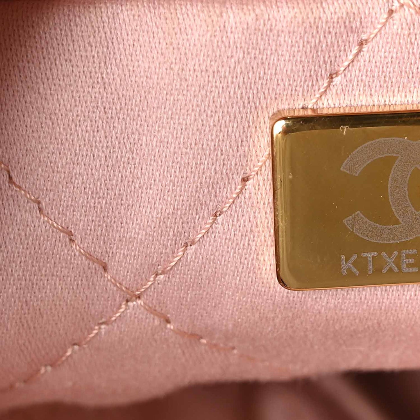 Shiny Calfskin Quilted Mini Chanel 22 Light Pink