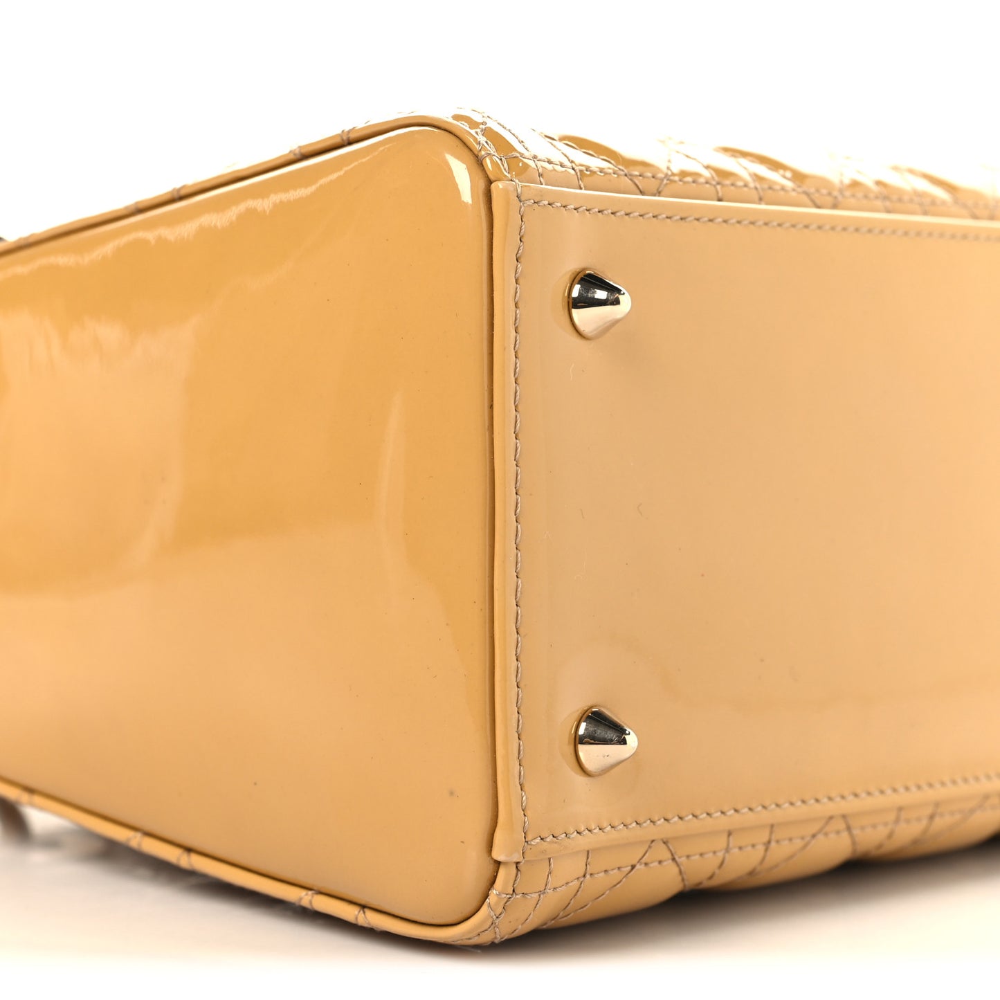 Patent Cannage Medium Lady Dior Beige