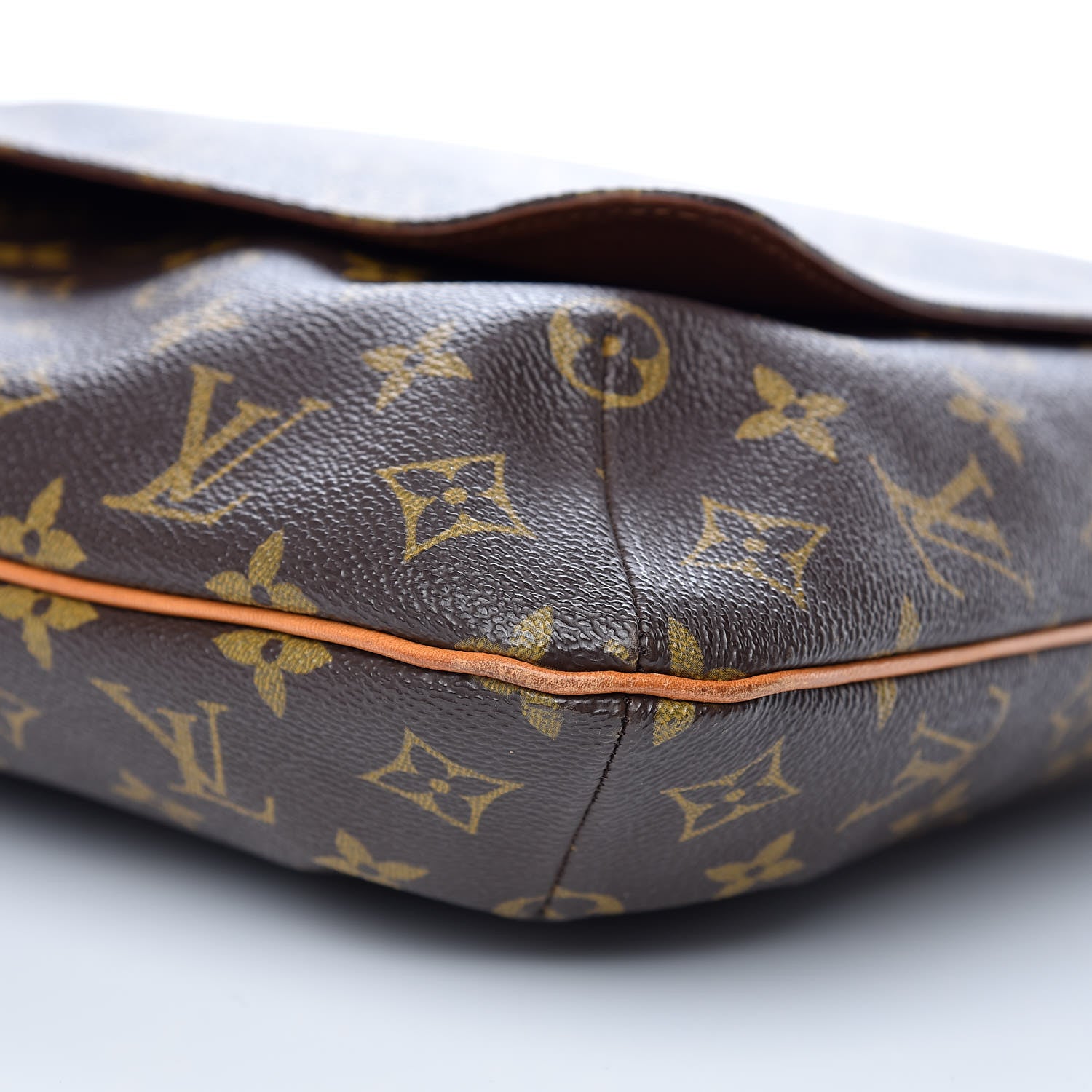 Louis Vuitton Monogram Musette GM 6 of 13