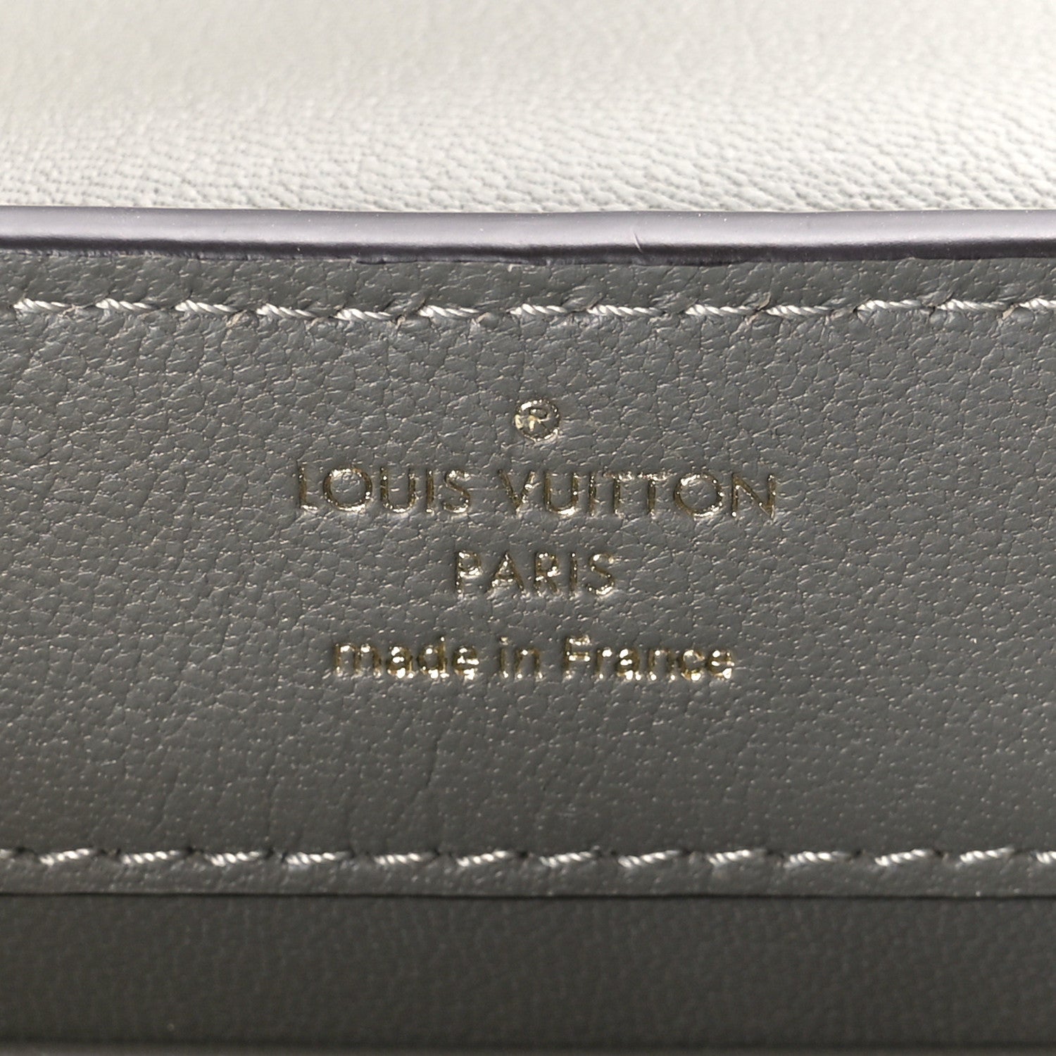 Louis Vuitton Metallic Snakeskin Capucines Mini Dore 6 of 10