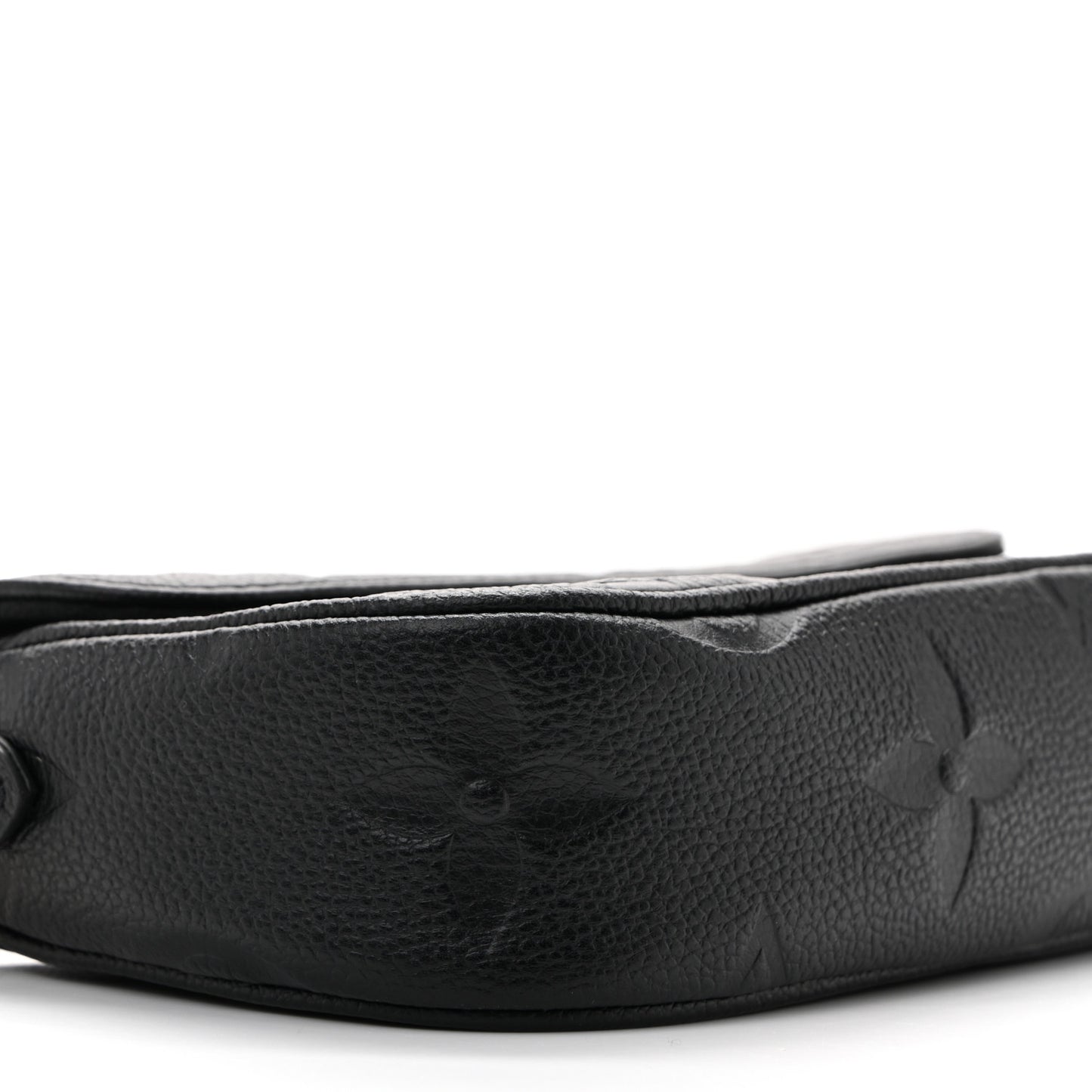 Empreinte Monogram Giant Ivy Wallet On Chain Black