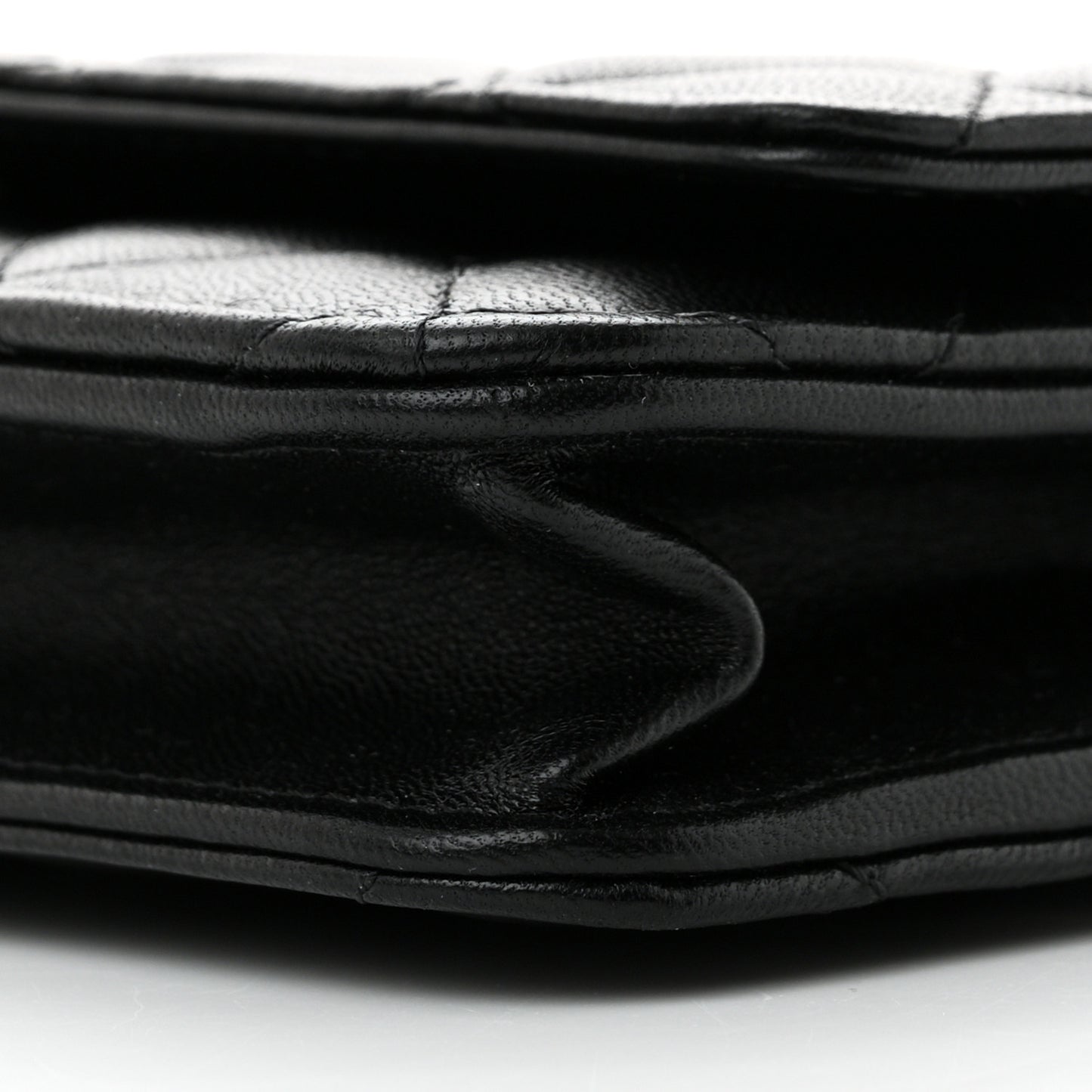 Lambskin Quilted Wallet On Chain WOC Black