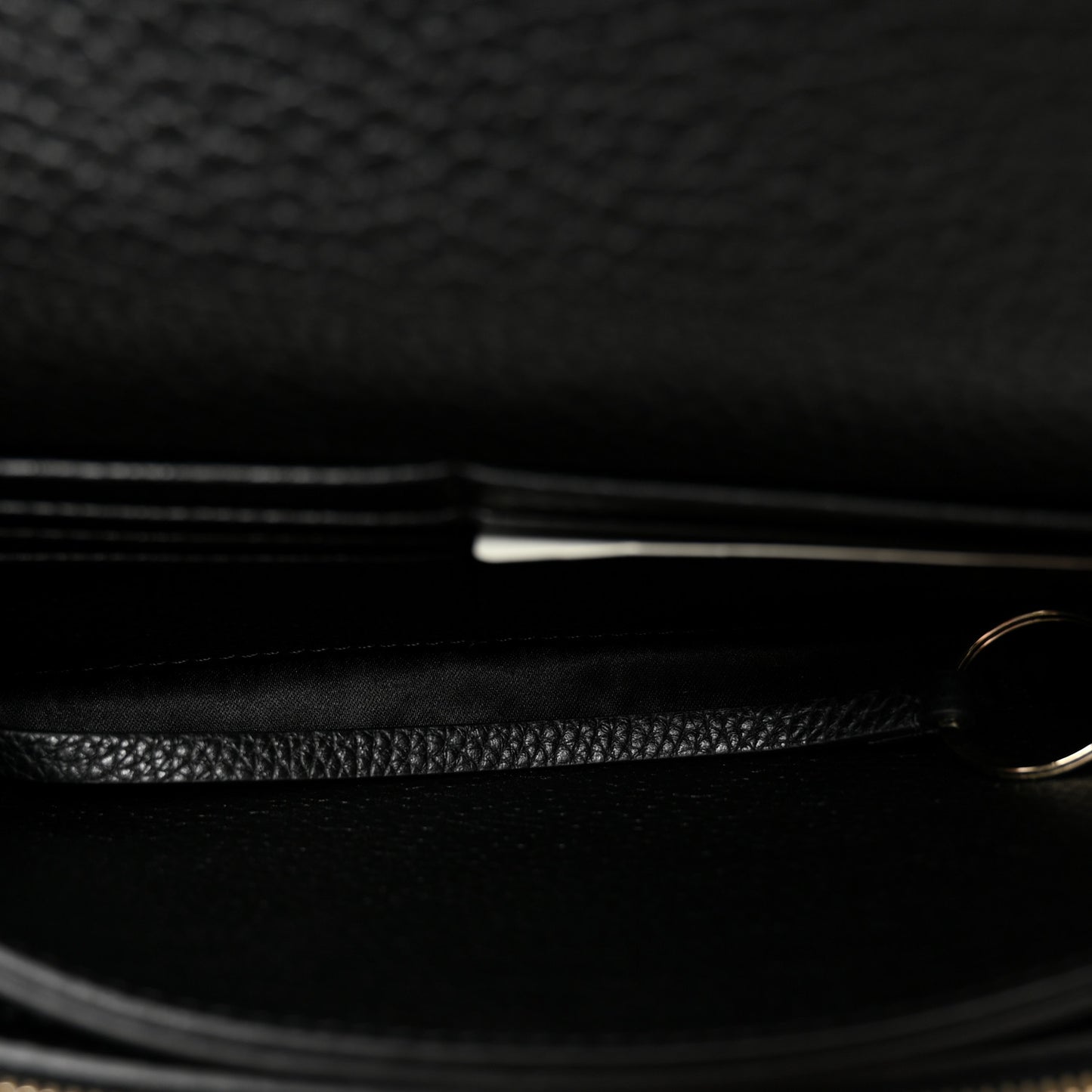 Pebbled Calfskin Rockstud Flap Wallet On Chain Black